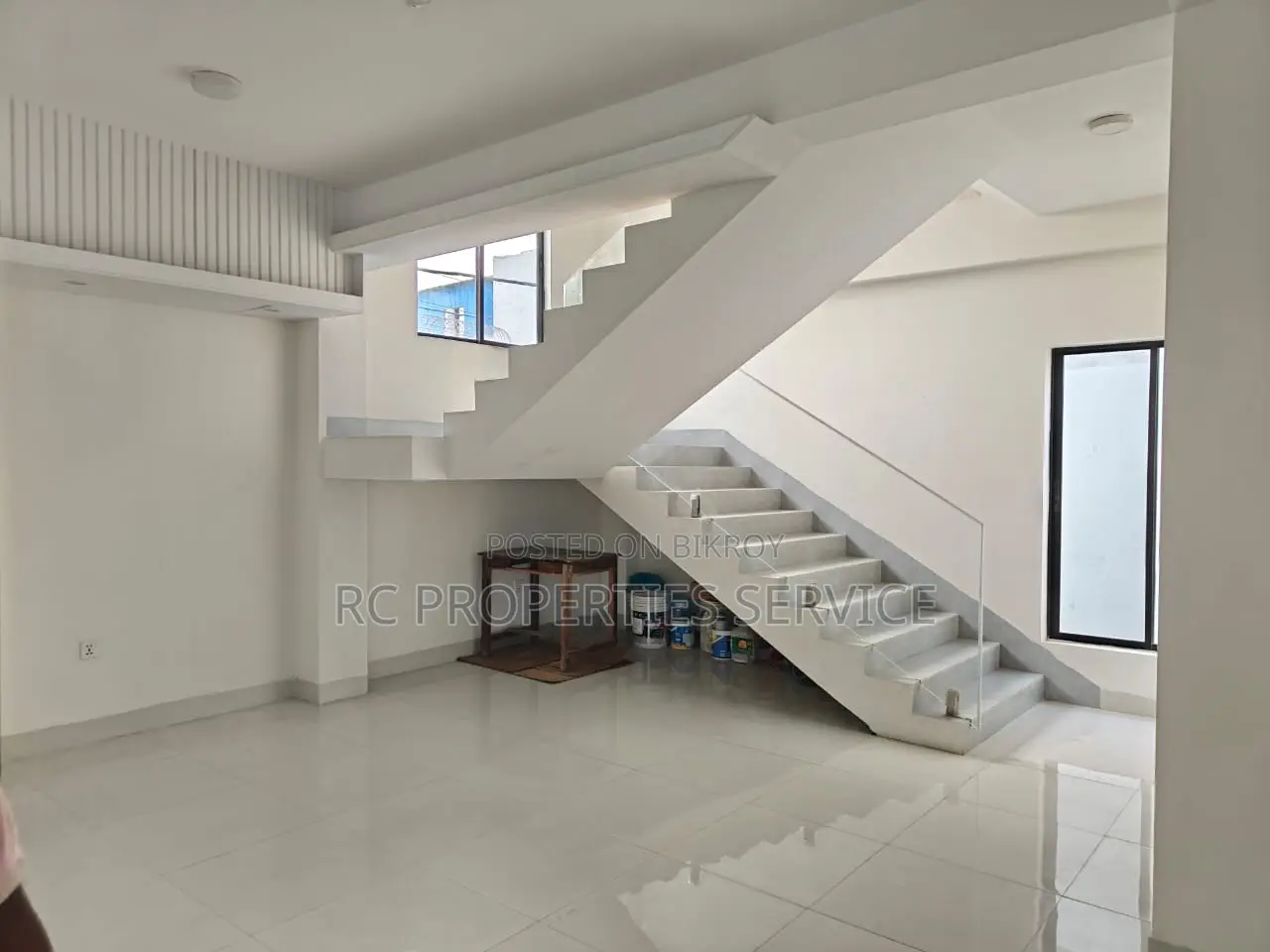 4200sft Nice Office Building Rent in Nikunjo-1 in Khilkhet
