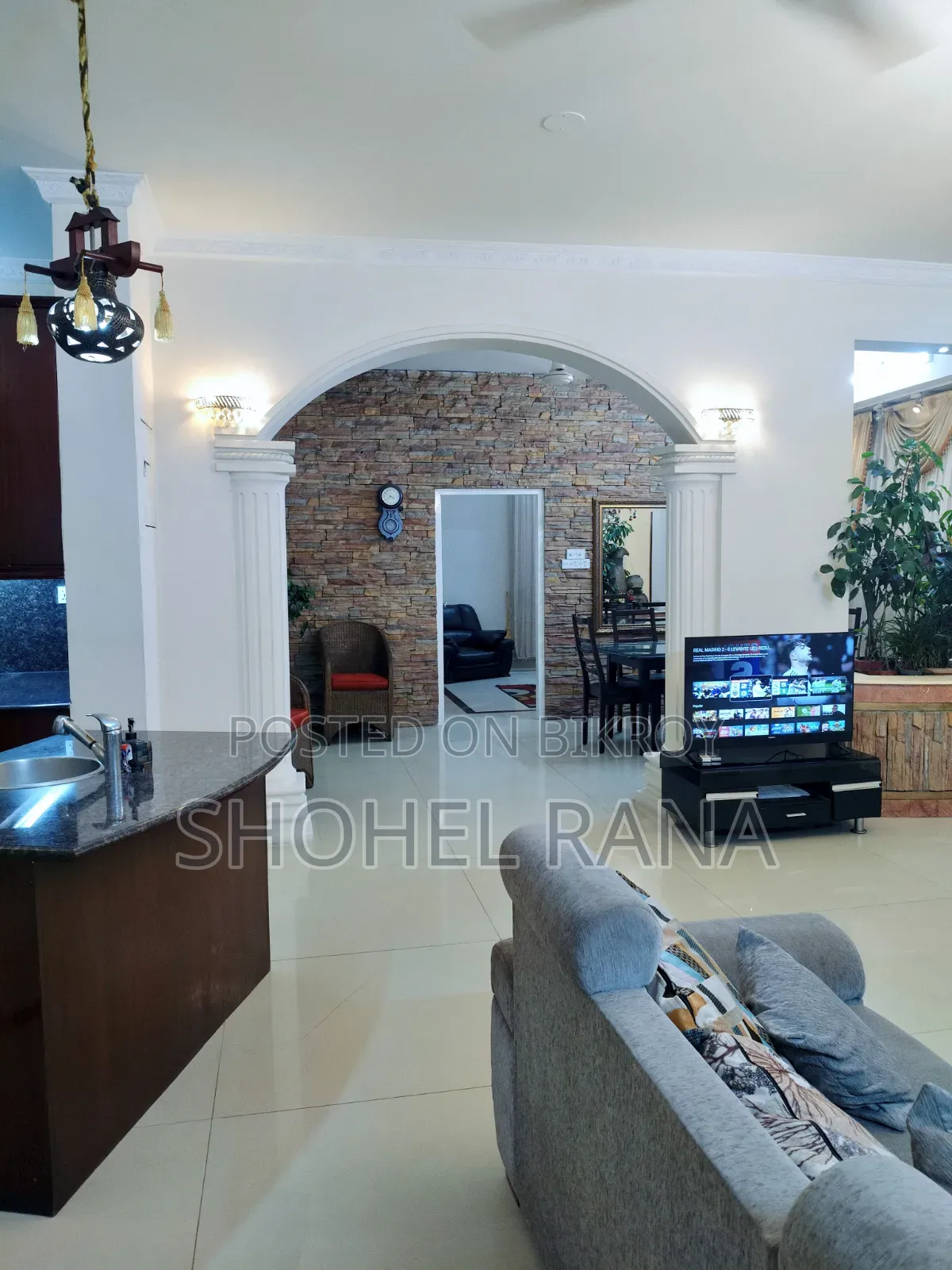 Furnished 3-bedroom Apartment in Rangs Roseland, Banani for sale in Banani