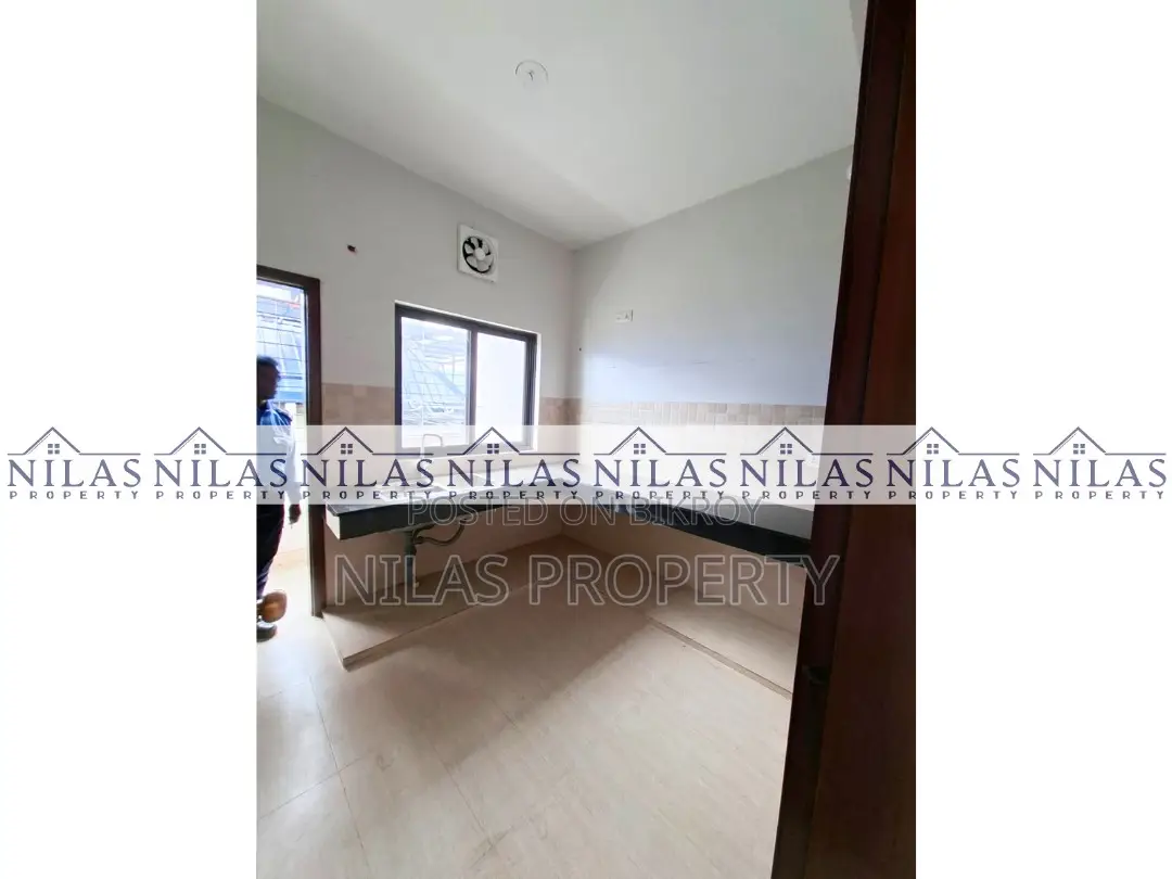 4bdrm Apartment in Banani for Sale in Banani