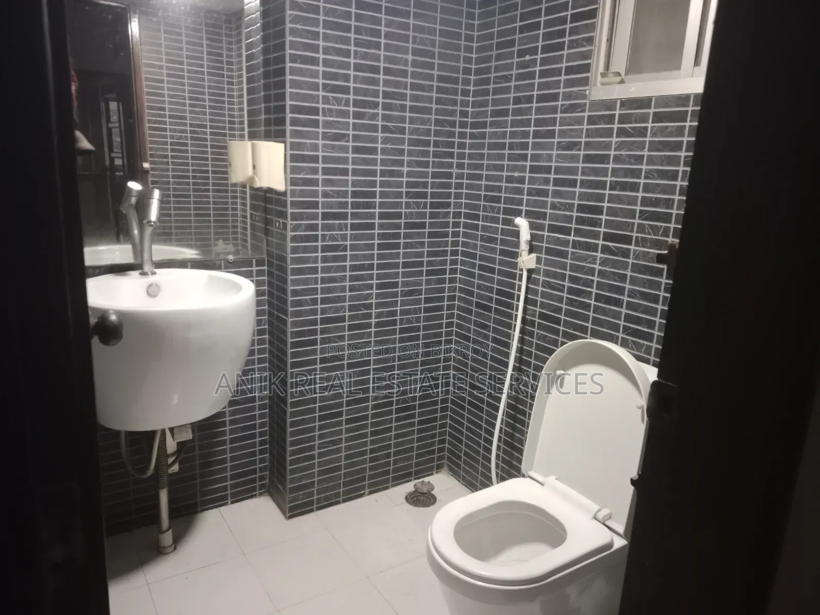 3-bedroom Apartment in Anik Real Estate, Gulshan for rent in Gulshan