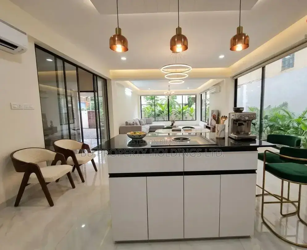Triplex 6000 SQFT Luxurious Full Building for Rent in Nikunjo -1. in Basundhara