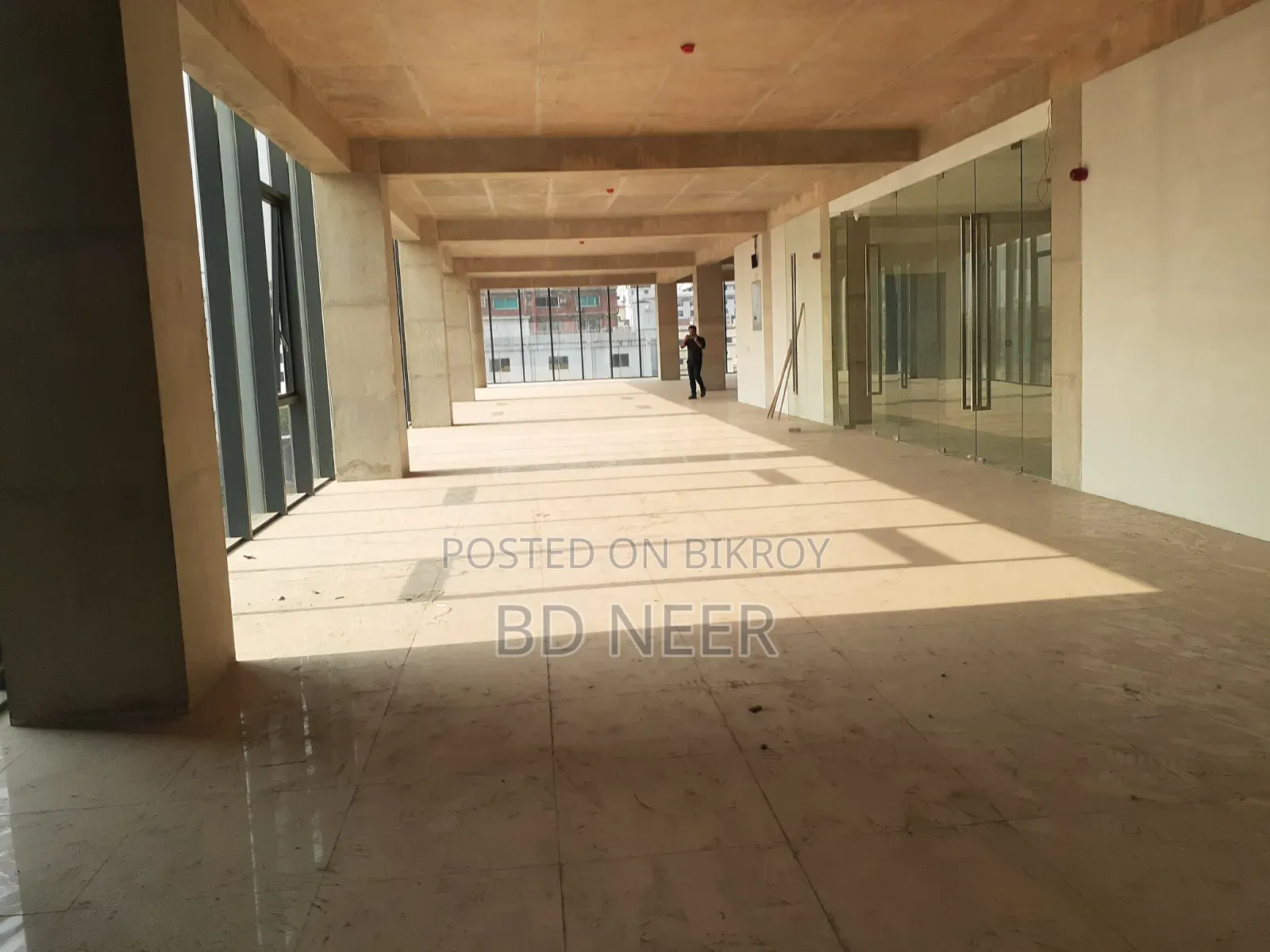 6400 Sq Ft Commercial Office Space Rent in Gulshan Avenue in Gulshan