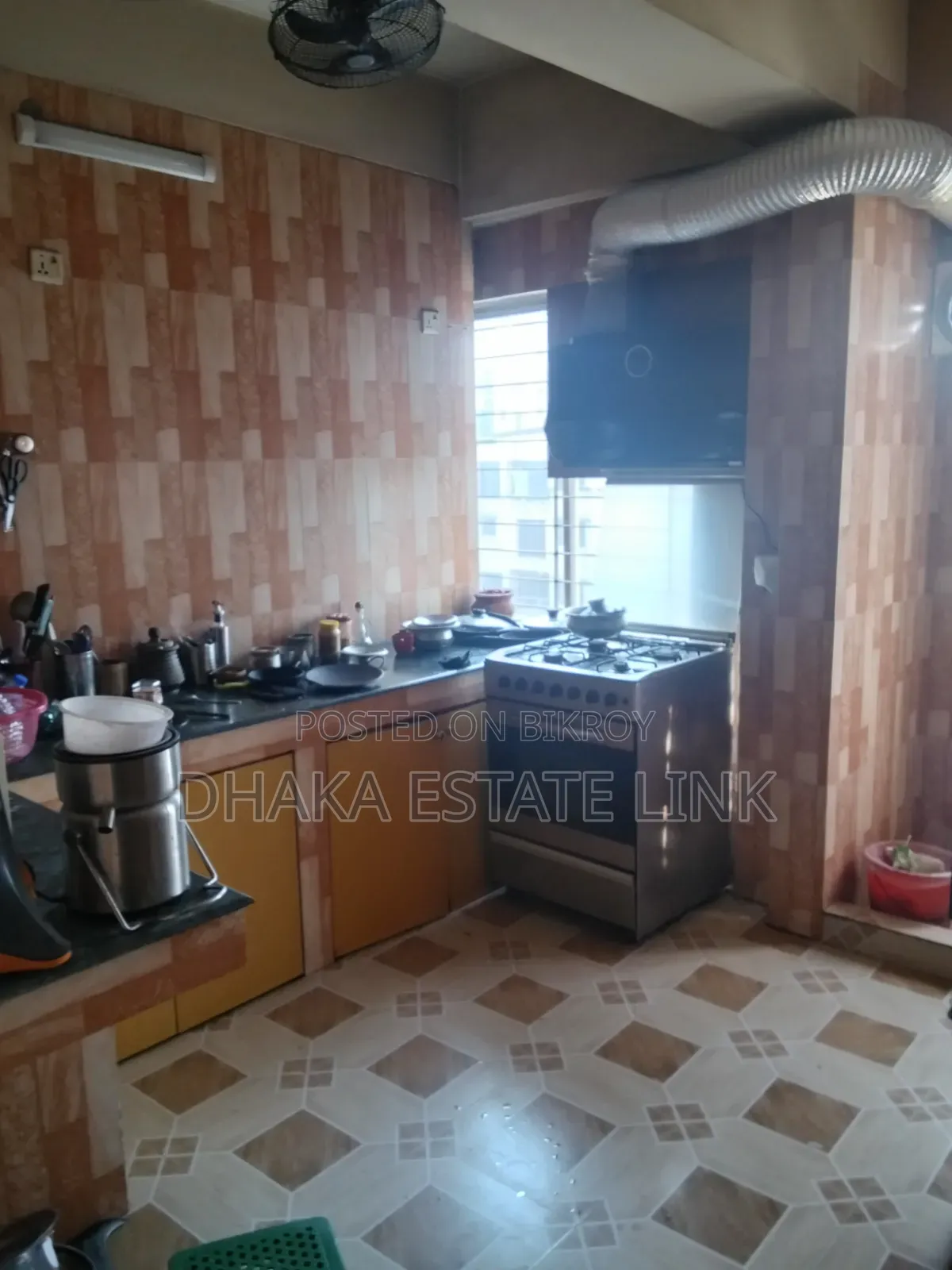 5bdrm Apartment in Mogbazar for Sale in Mogbazar