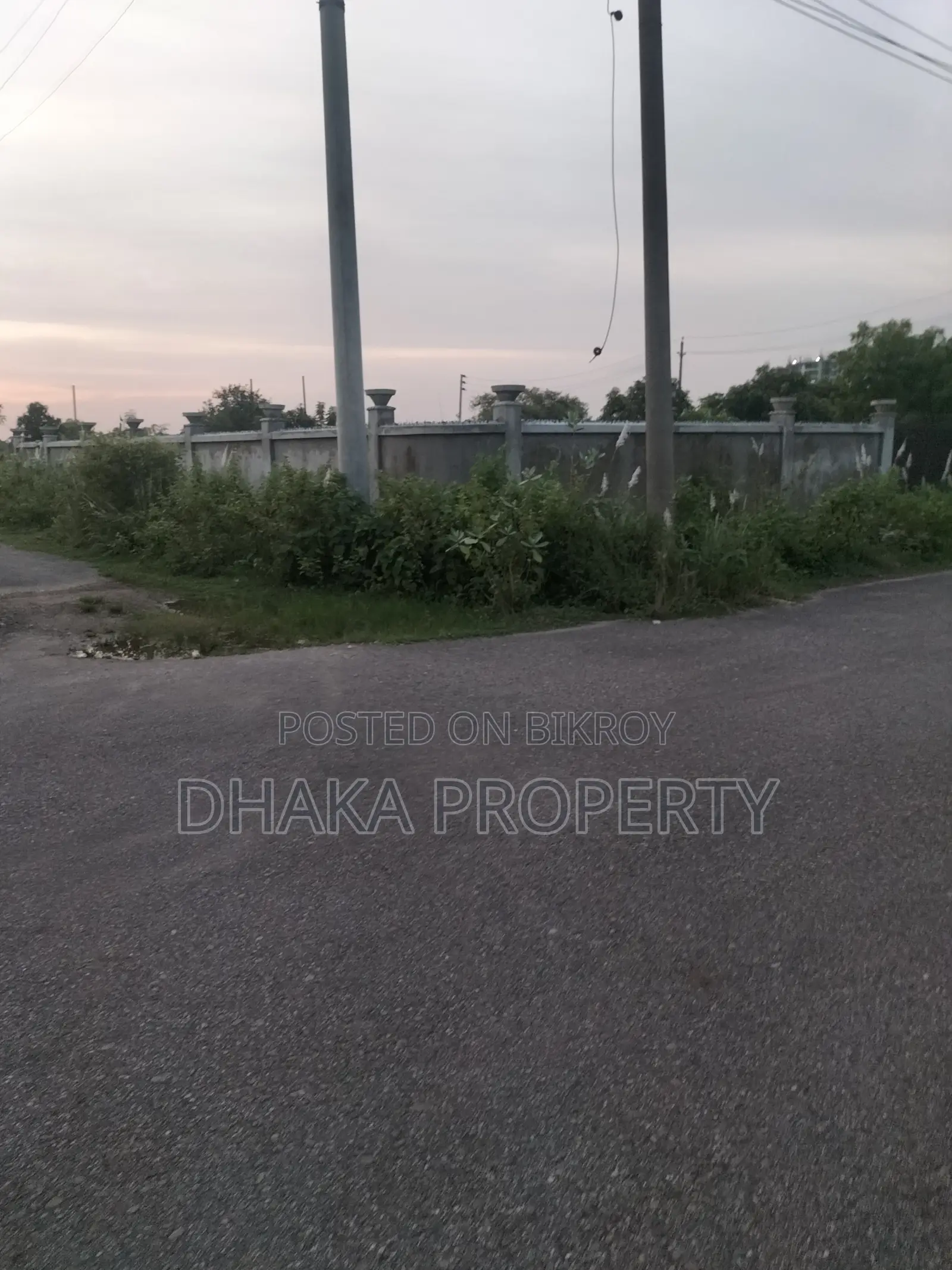 Corner 10 Katha North at Sector-9 in Purbachal
