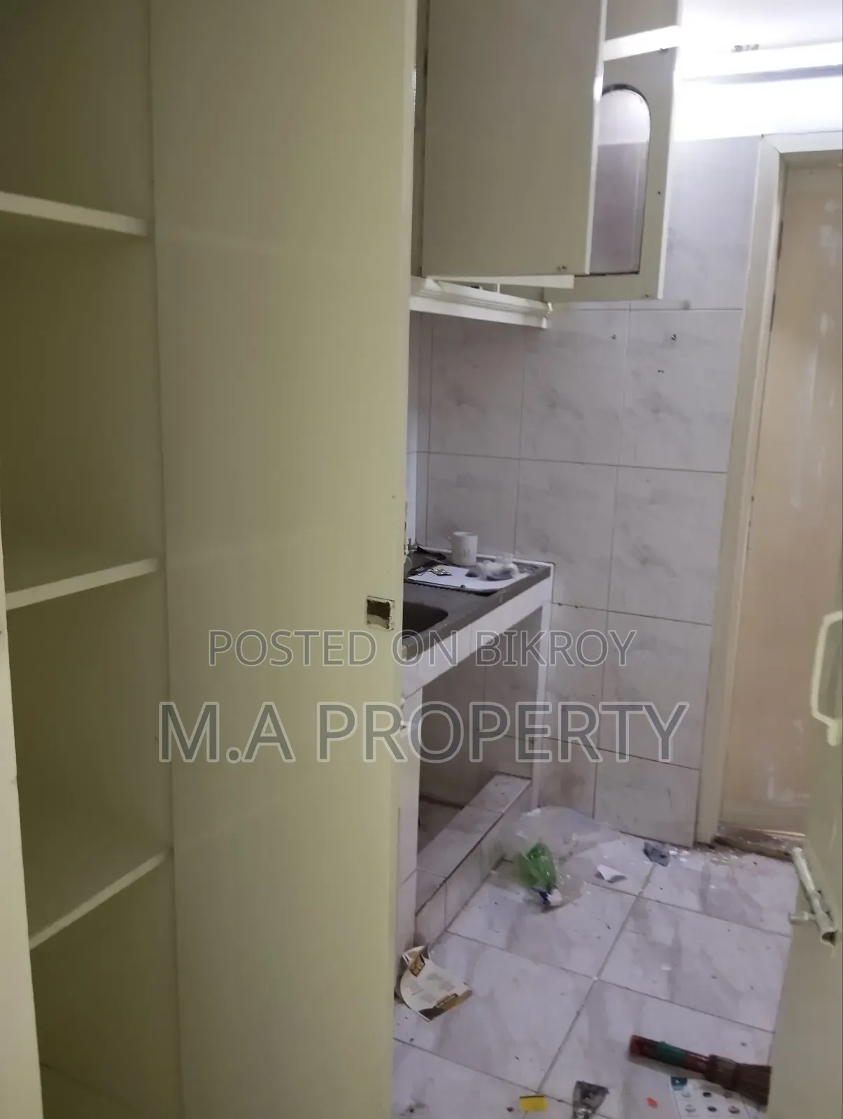 4bdrm Apartment in Semi Furnished, Gulshan for Rent in Gulshan
