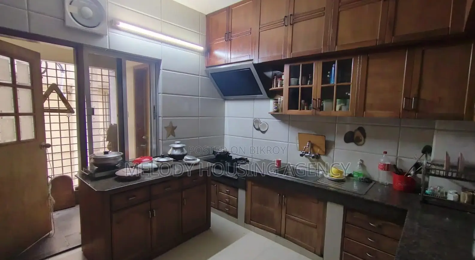 4-Bedroom Apartment in Basundhara for sale in Basundhara