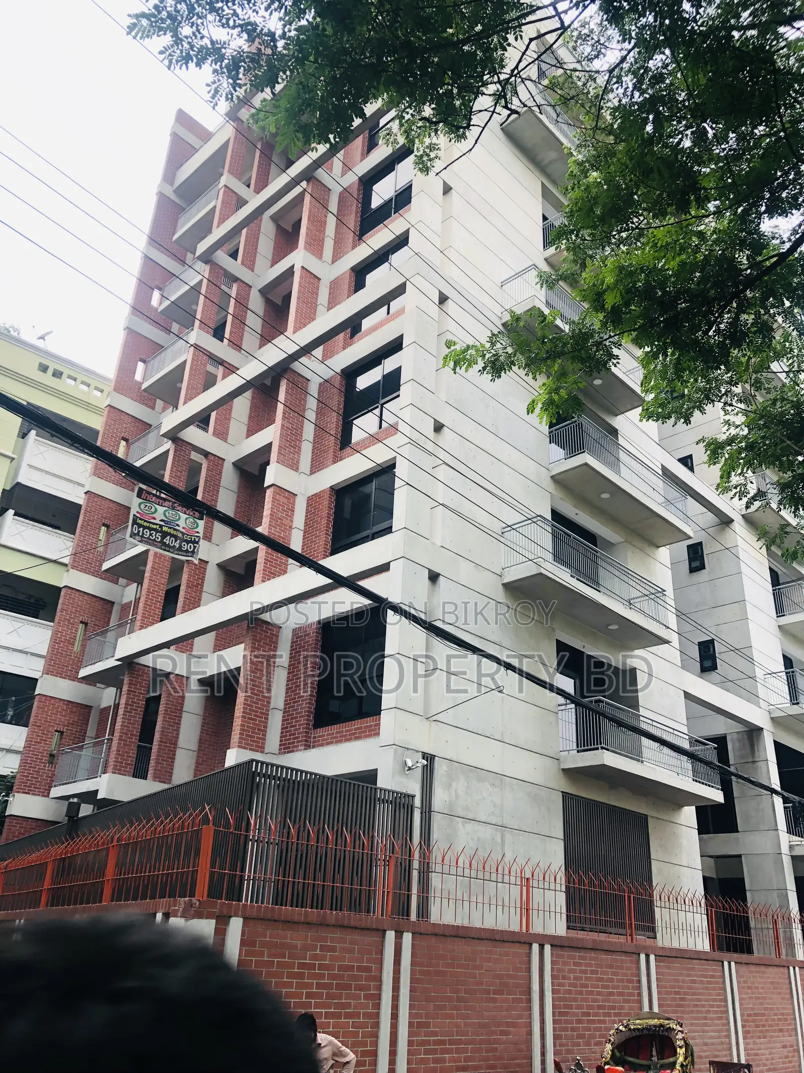 20-Bedroom Villa in Gulshan for Rent in Gulshan