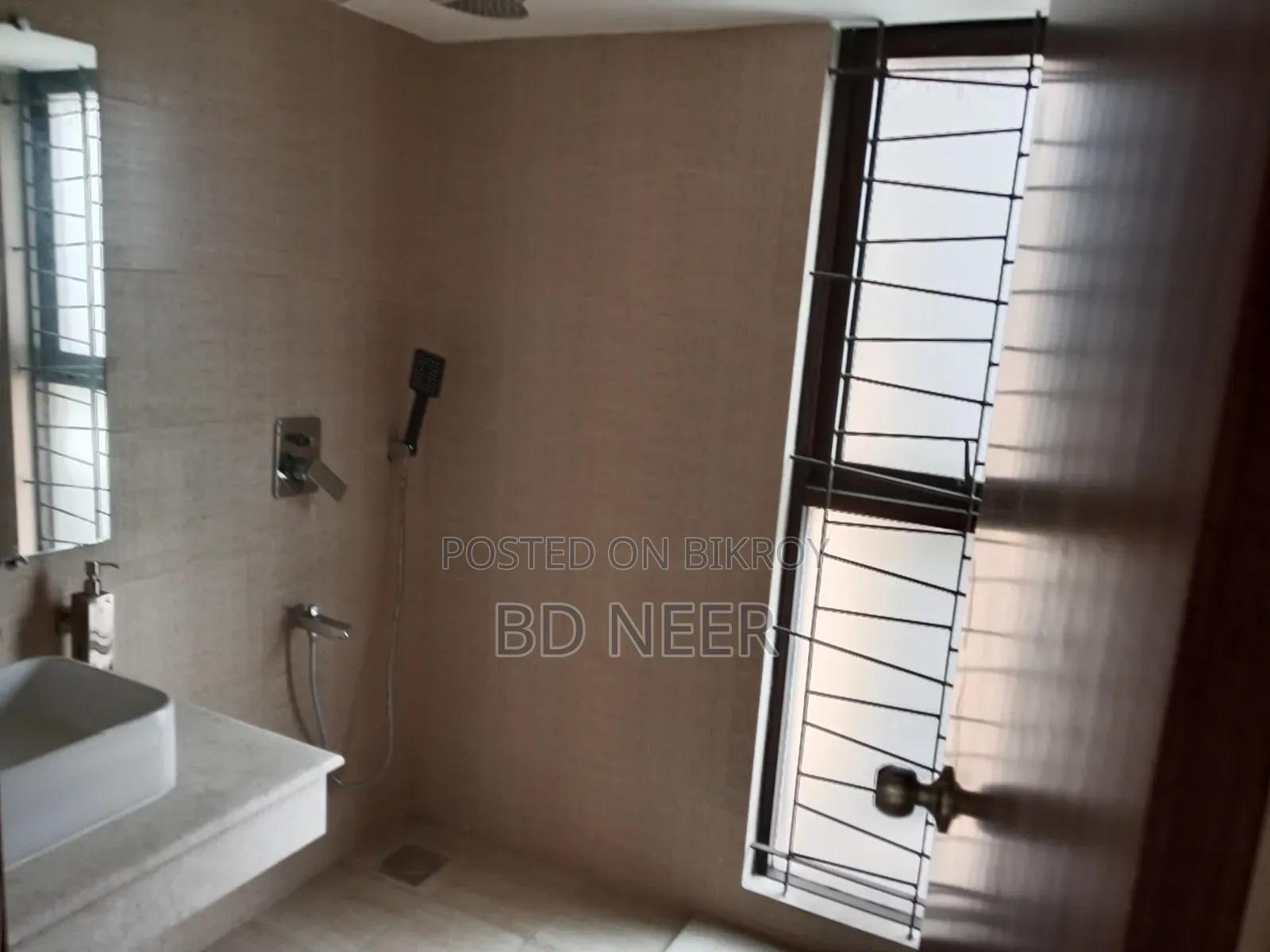 4 Bedroom Apartment in Banani for Rent in Banani