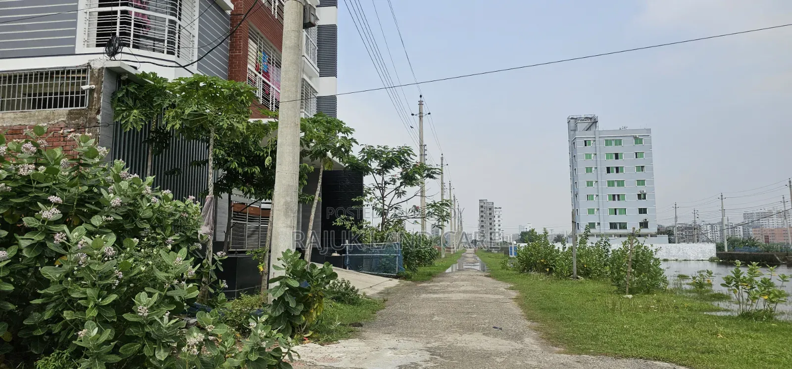 Sector 17/D Road 4 Plot in Uttara