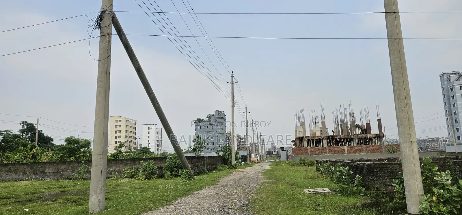 Sector 17/D Road 4 Plot in Uttara