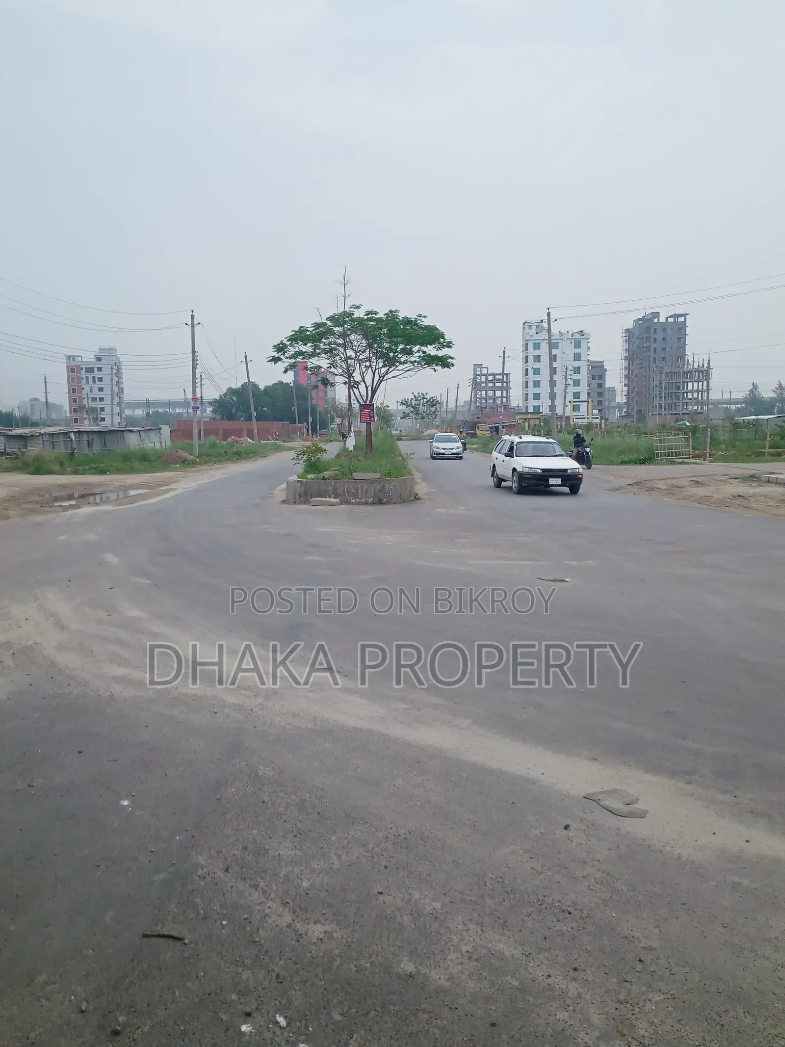 110ft Rd Zora 6 Katha North at Sector-17 /F in Uttara