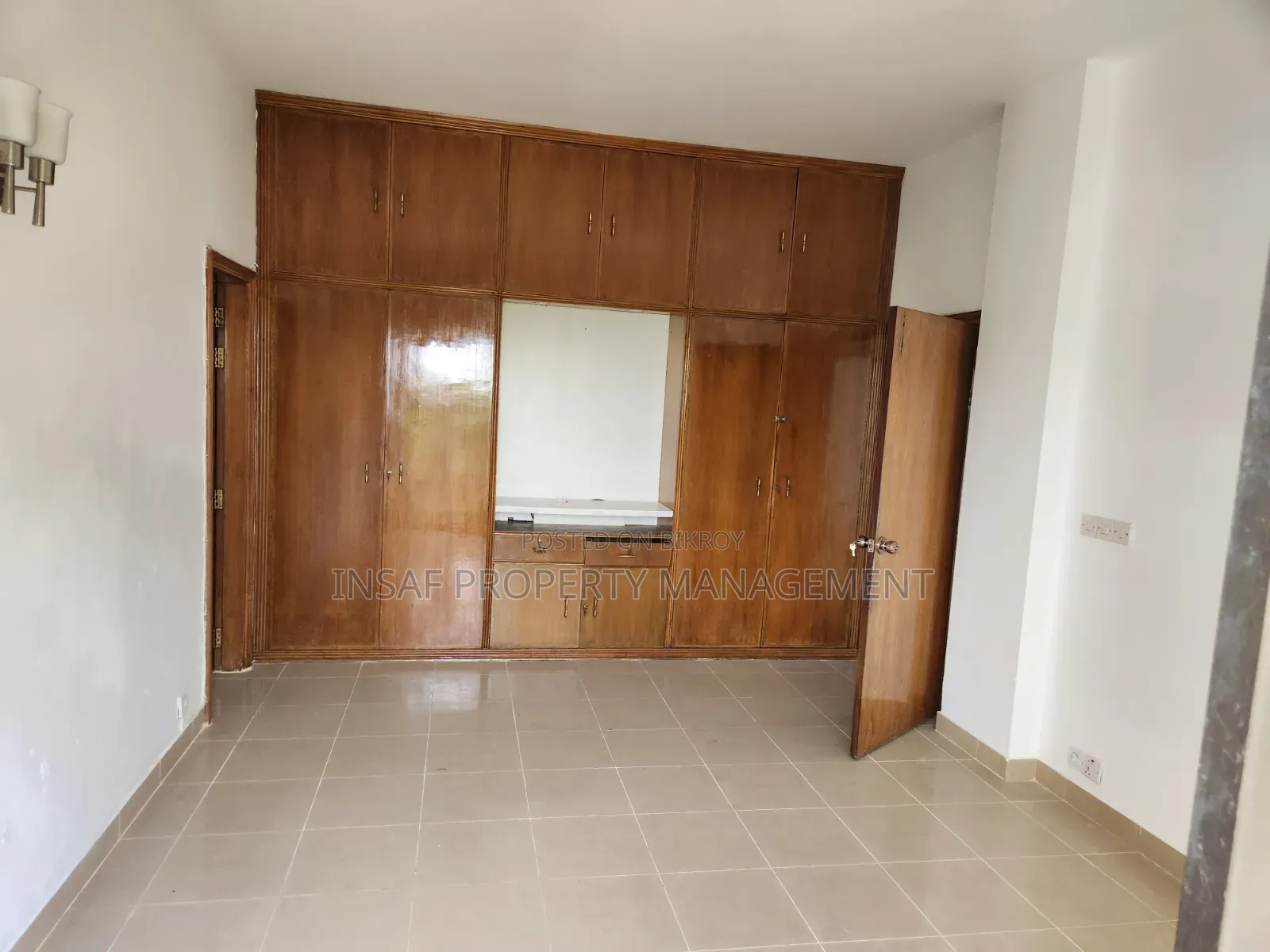 3bdrm Apartment in Luxury 2450 Sft, Gulshan for sale in Gulshan