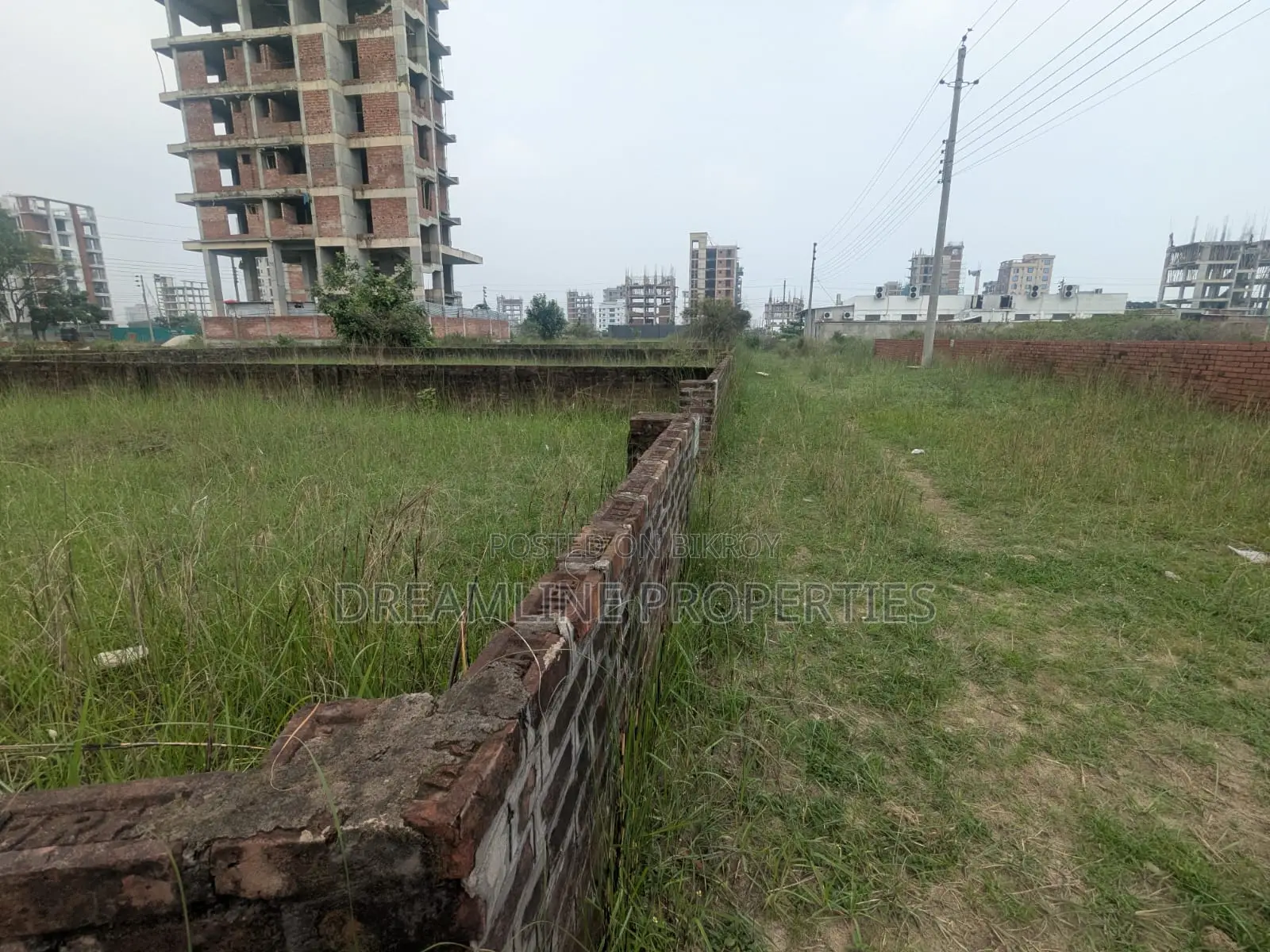 4 Katha Lakeside Plot for Sale in N Block Bashundhara R/A in Basundhara