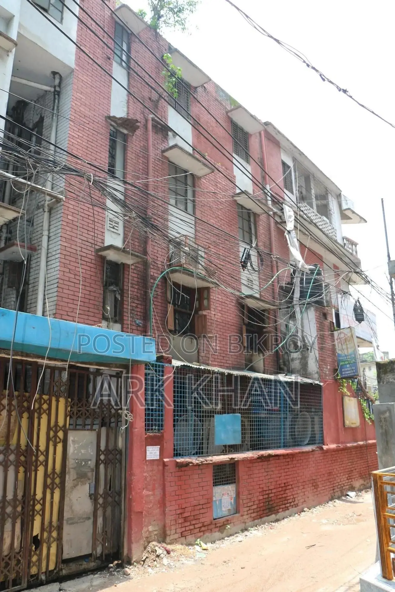 10-Bedroom House in Khilgaon for Sale in Khilgaon