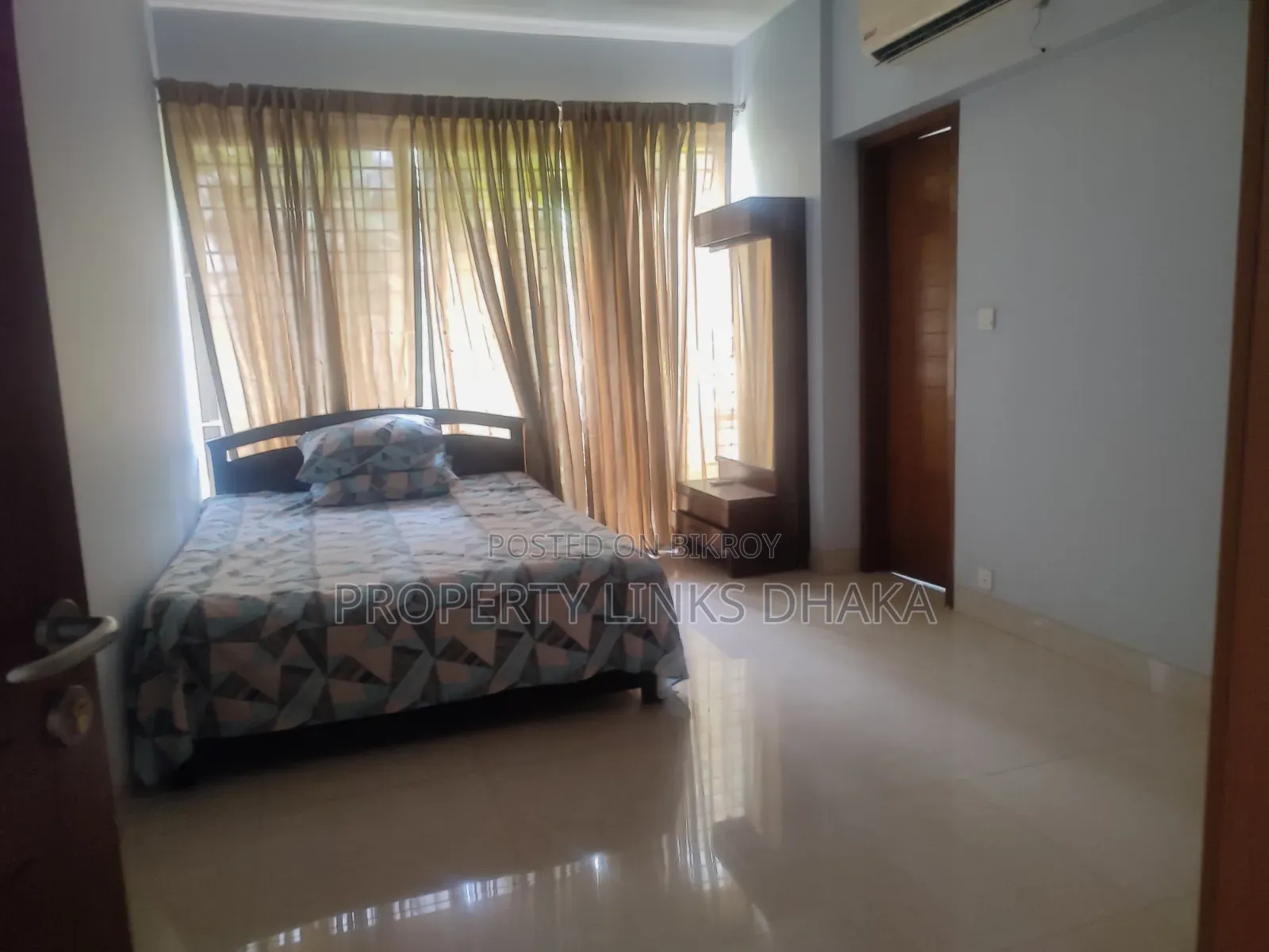 Furnished 4bdrm Apartment in Property Links Dhaka, Gulshan for Rent in Gulshan