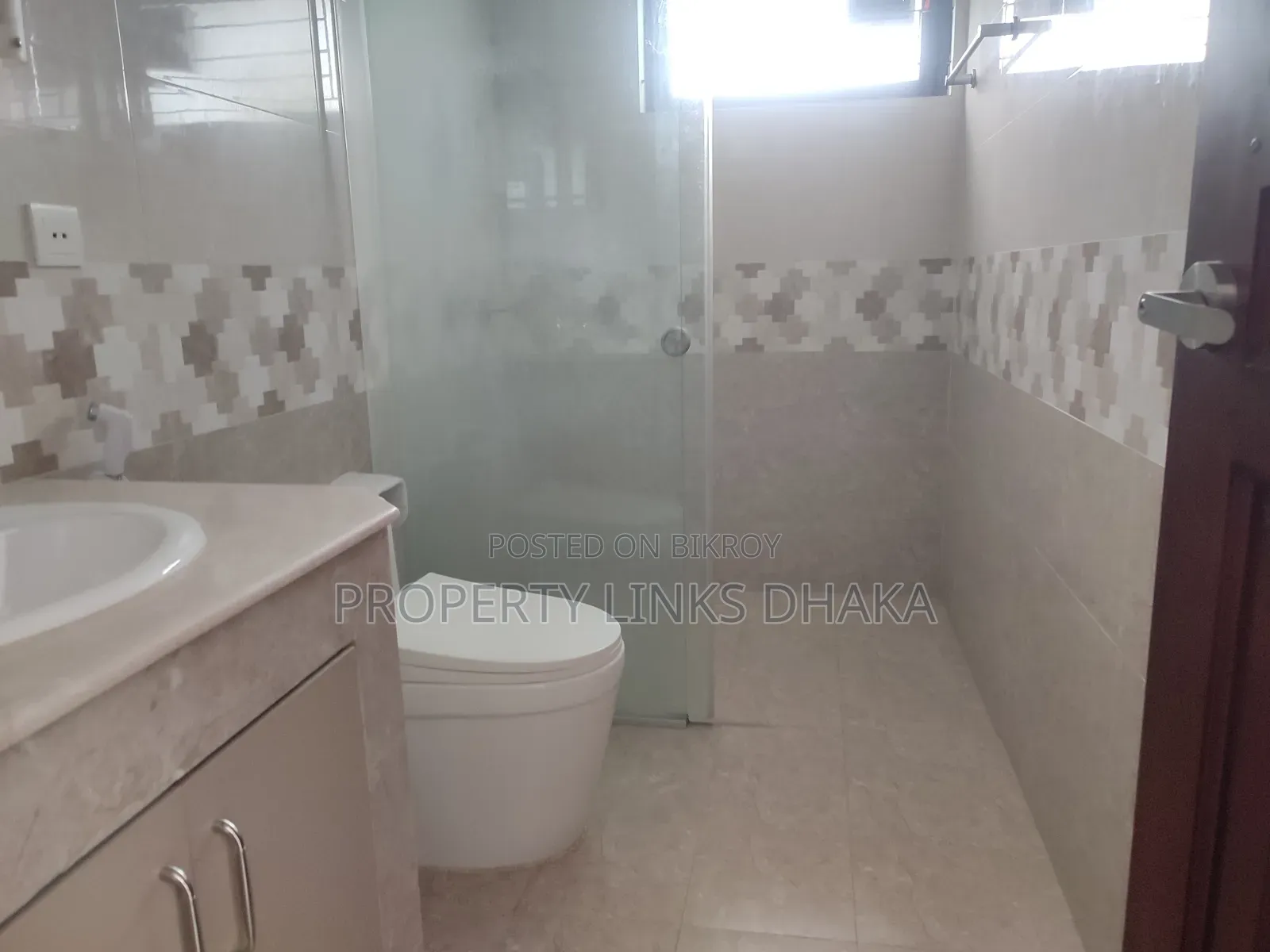 Furnished 4bdrm Apartment in Gulshan for Rent in Gulshan