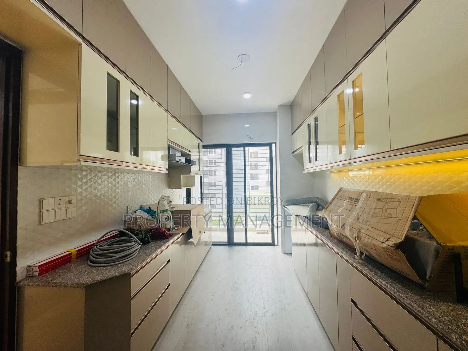4-Bedroom Apartment for Rent in Navana Real Estate, Gulshan in Gulshan