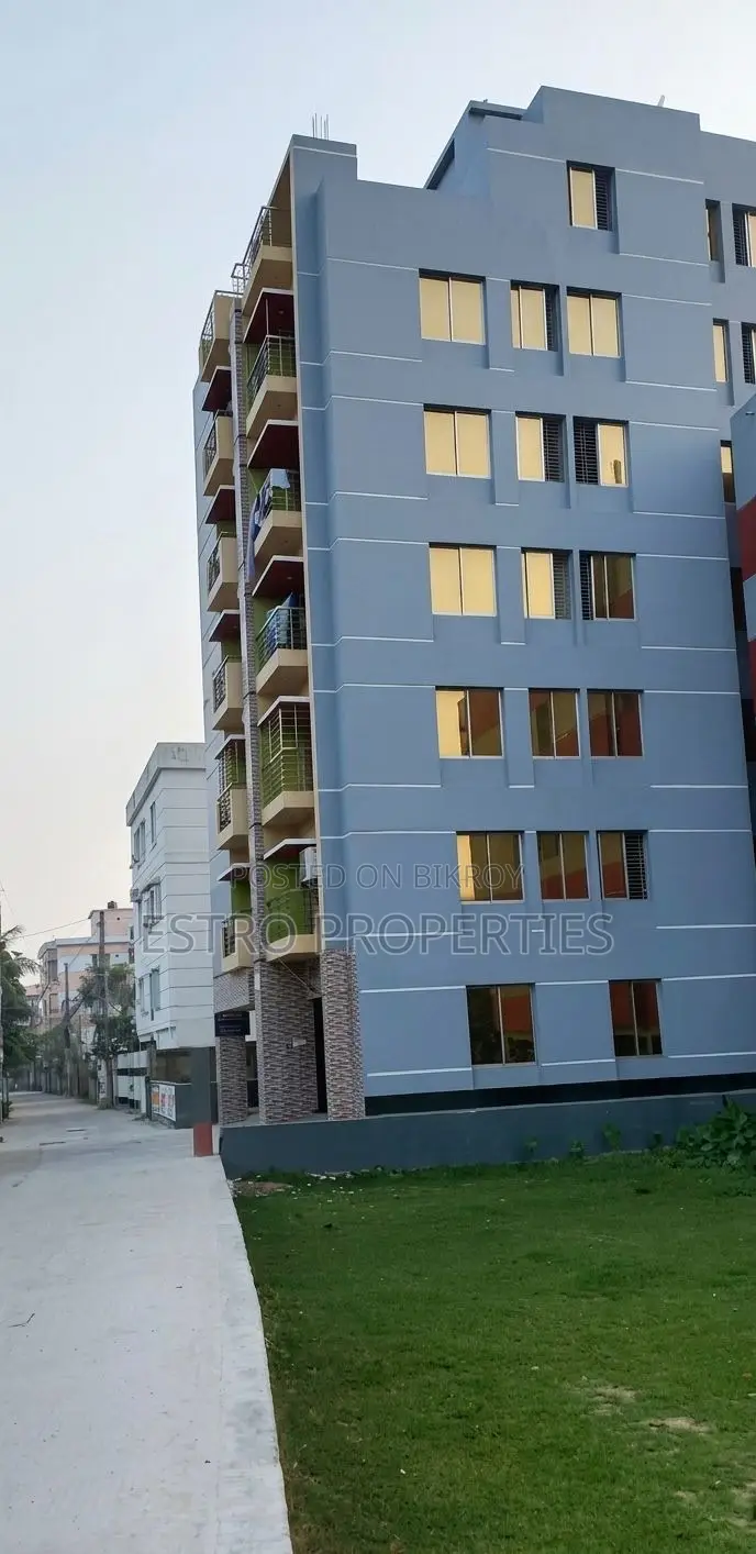 3bdrm Apartment in Khulna Sadar for Sale in Khulna Sadar