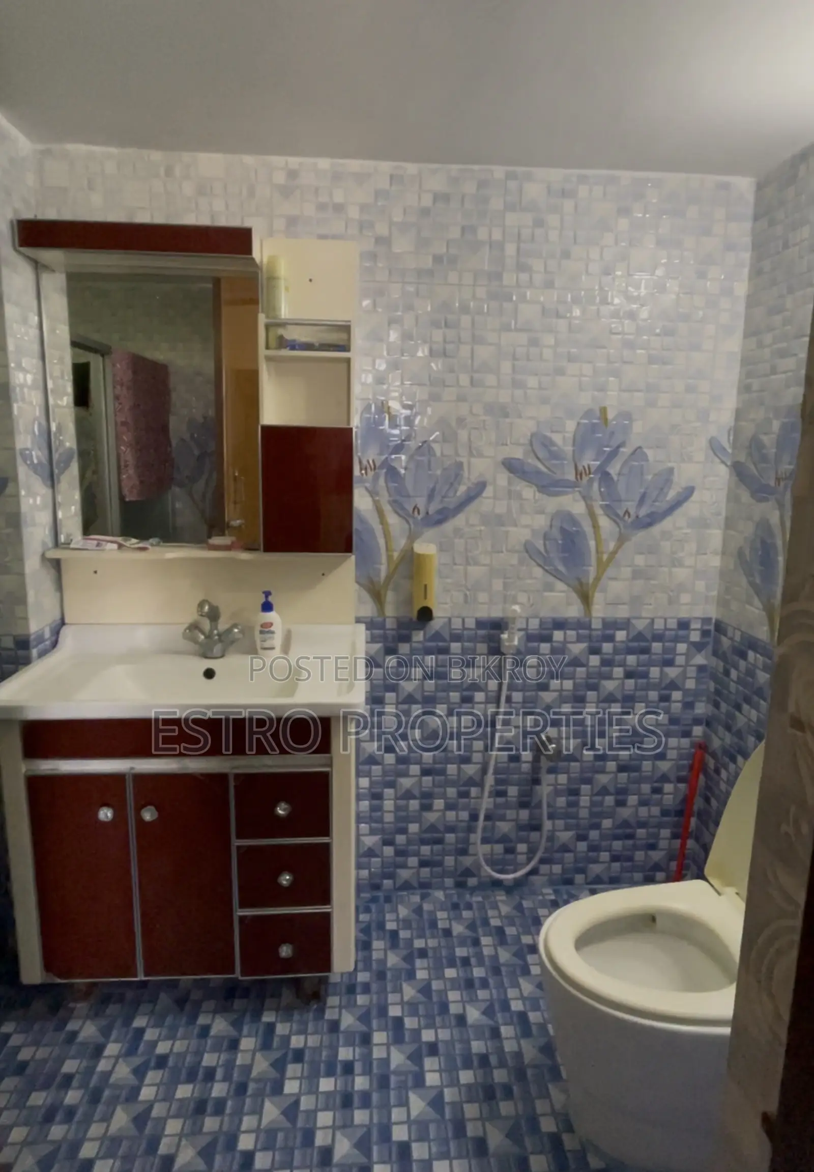 Furnished 3-bedroom Apartment in Ahsan Ahmed Road, Khulna Sadar for sale in Khulna Sadar