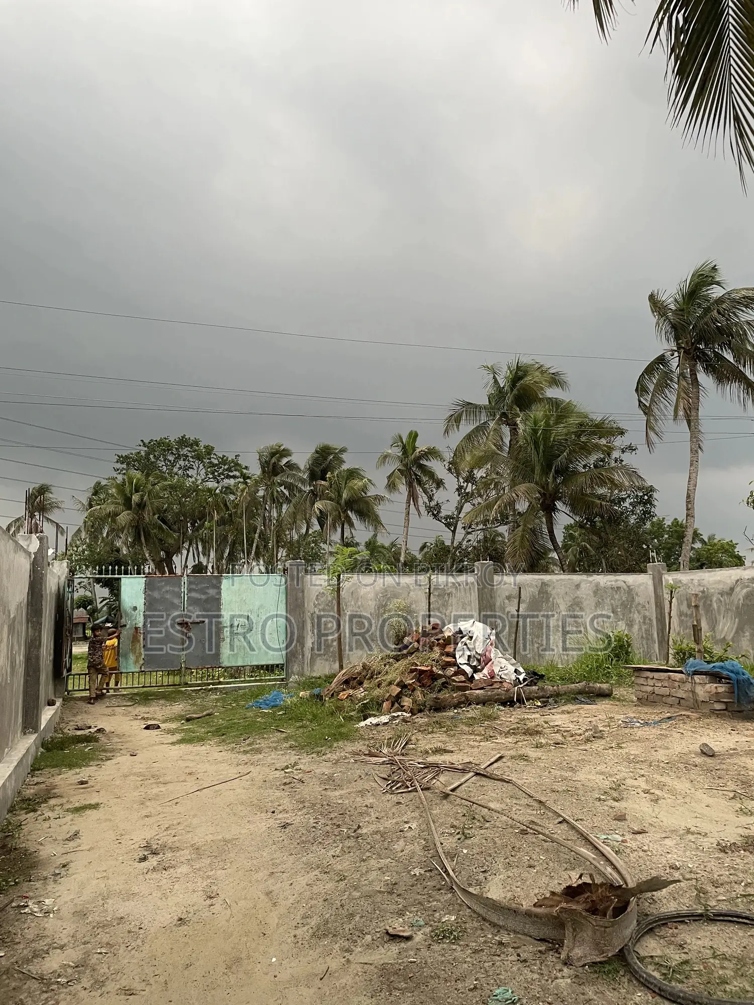 15 Katha land for sale slightly ahead of Joy Bangla Road, Khulna in Khulna Sadar