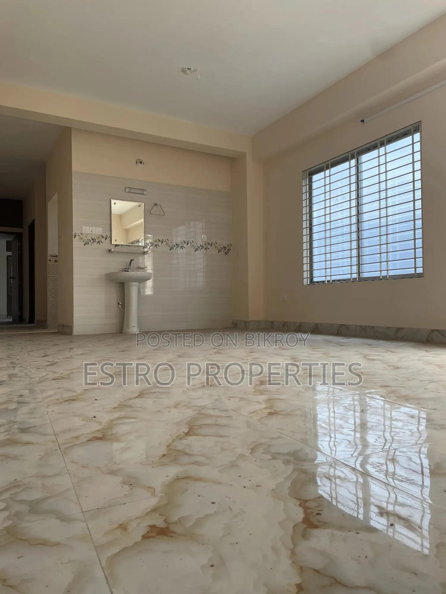 3bdrm Apartment in Khulna Sadar for Sale in Khulna Sadar