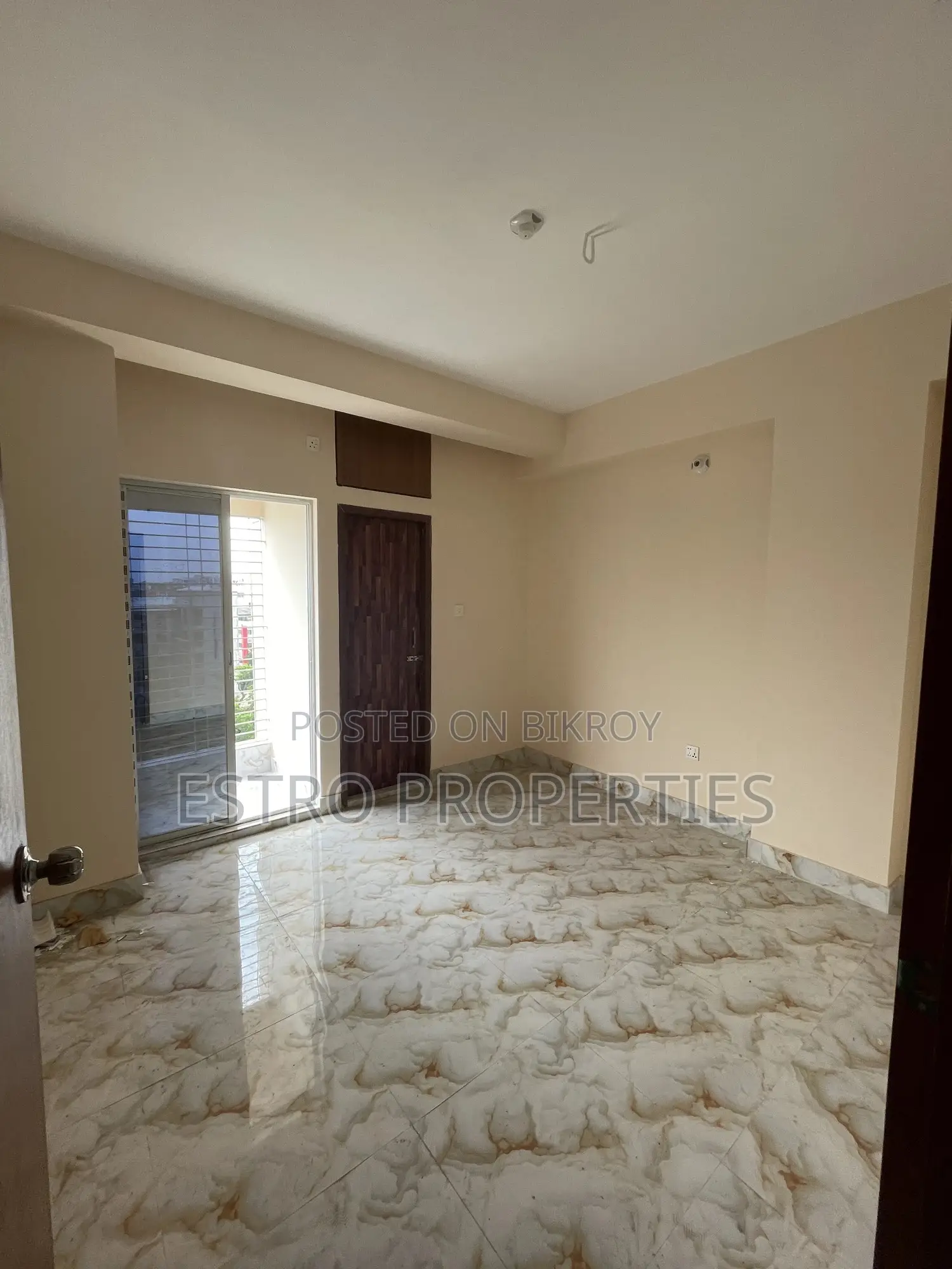 3bdrm Apartment in Khulna Sadar for Sale in Khulna Sadar