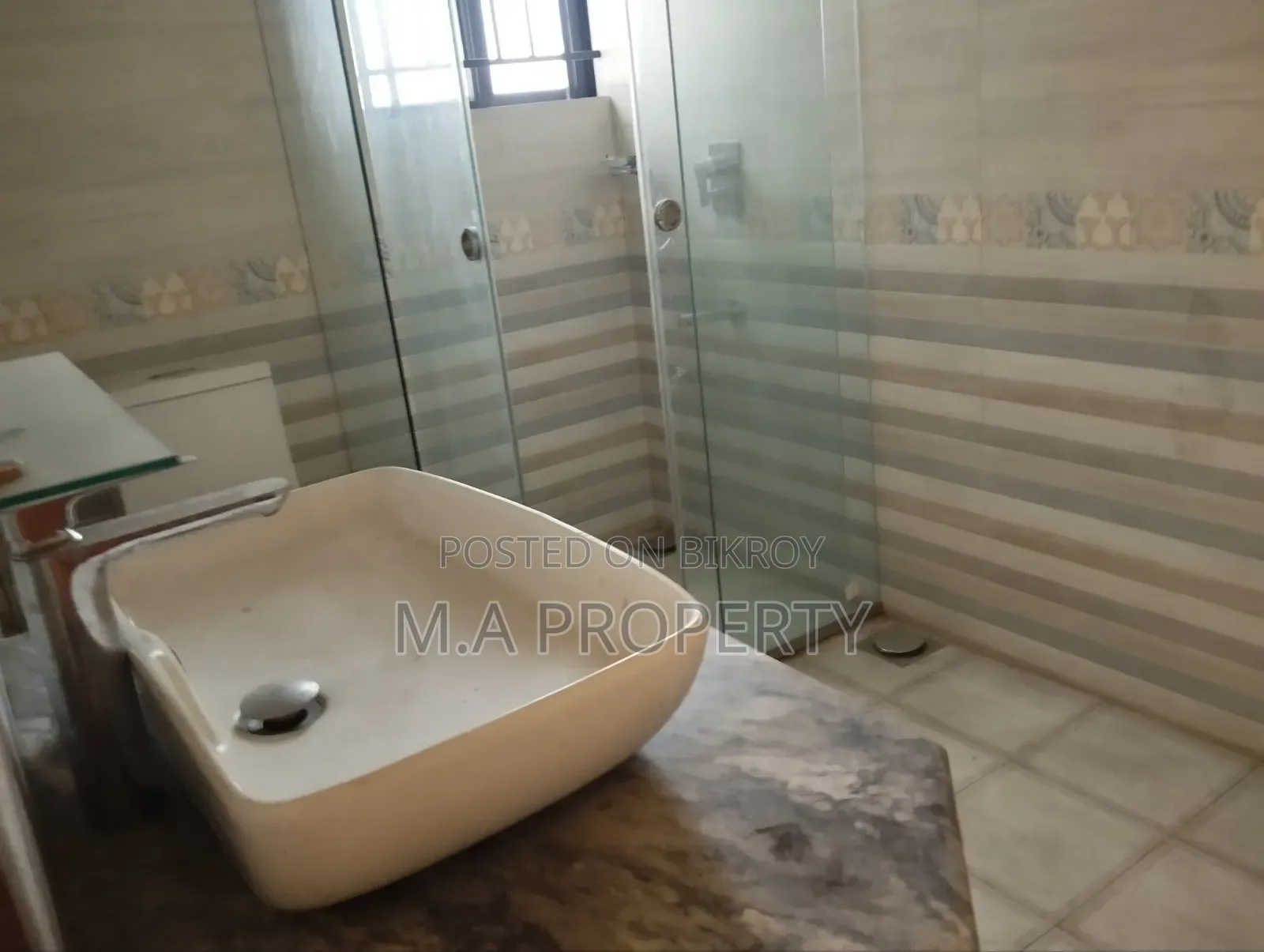 4bdrm Apartment in Addl, Baridhara for Rent in Baridhara