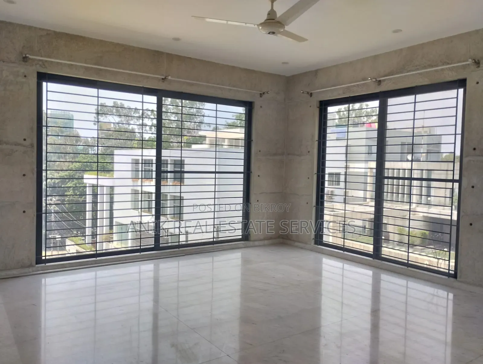 4-bedroom Apartment in Anik Real Estate, Baridhara for Rent in Baridhara