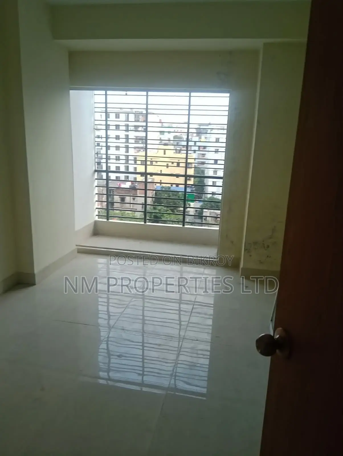 Furnished 3bdrm Apartment in Mirpur for Sale in Mirpur