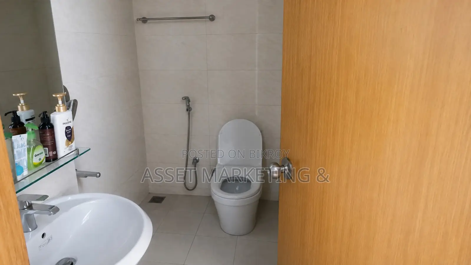 Furnished 4bdrm Apartment for rent in Baridhara