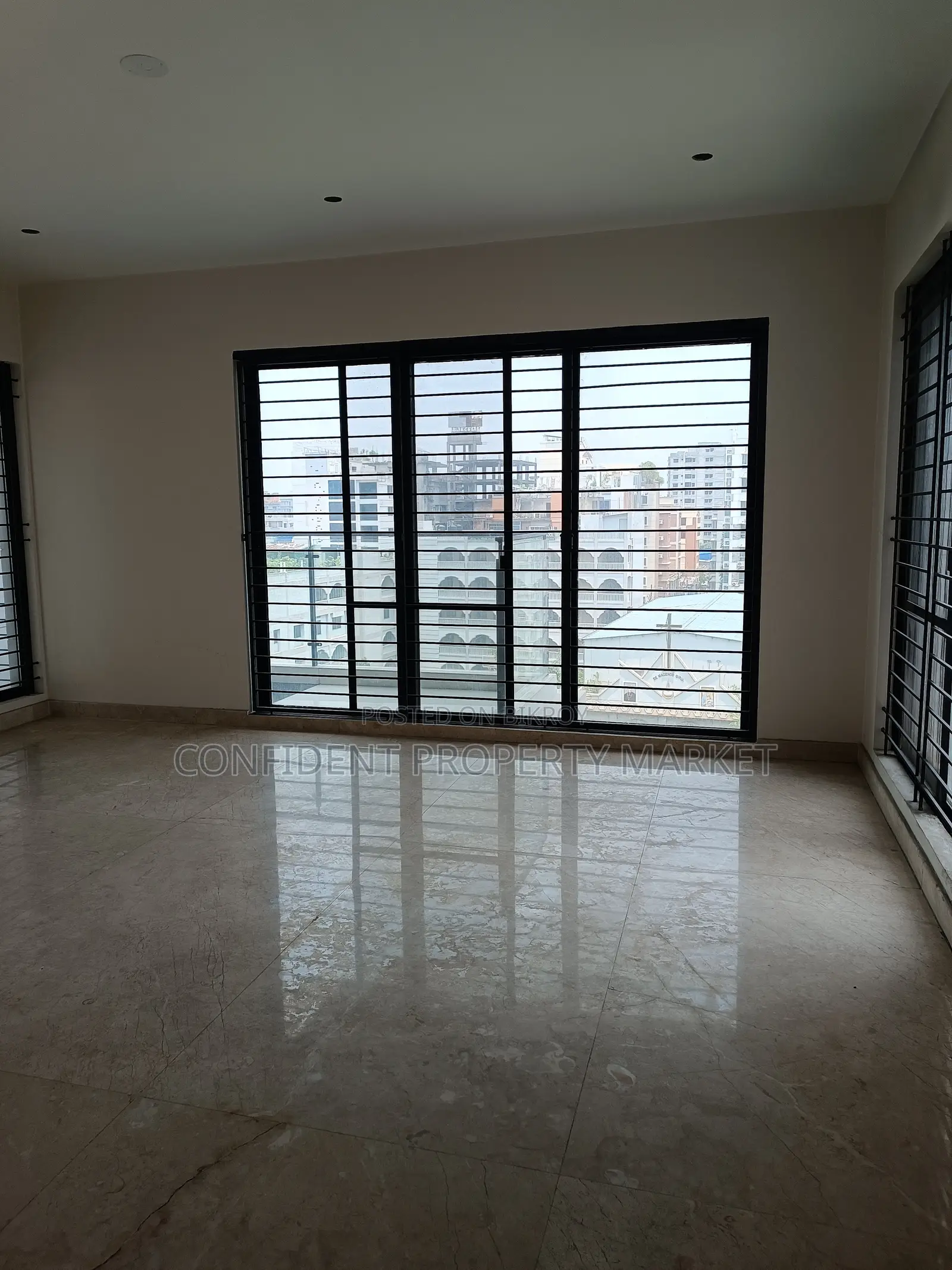 4-bedroom Apartment in Baridhara for Rent in Baridhara
