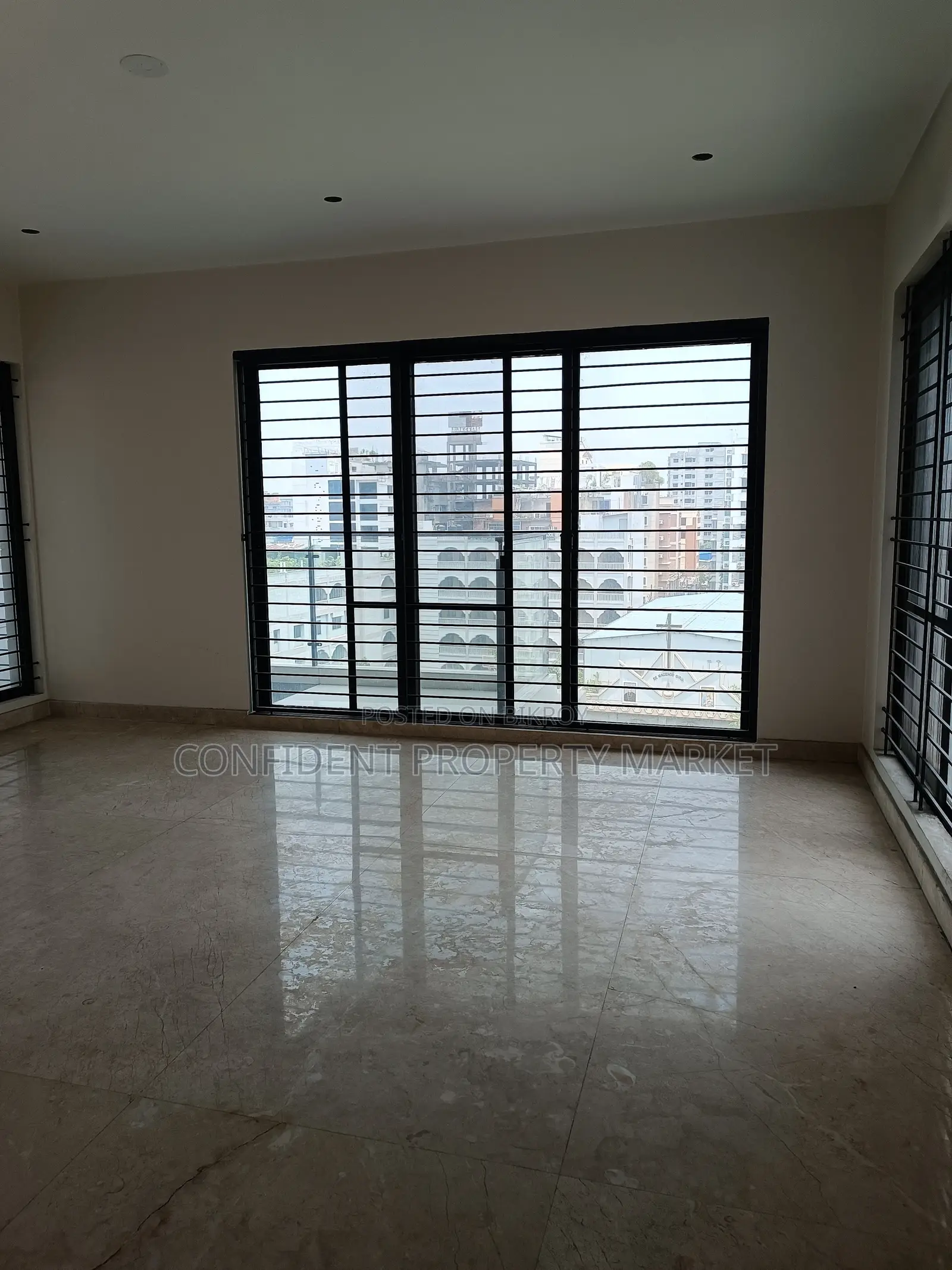 4-bedroom Apartment in Baridhara for Rent in Baridhara