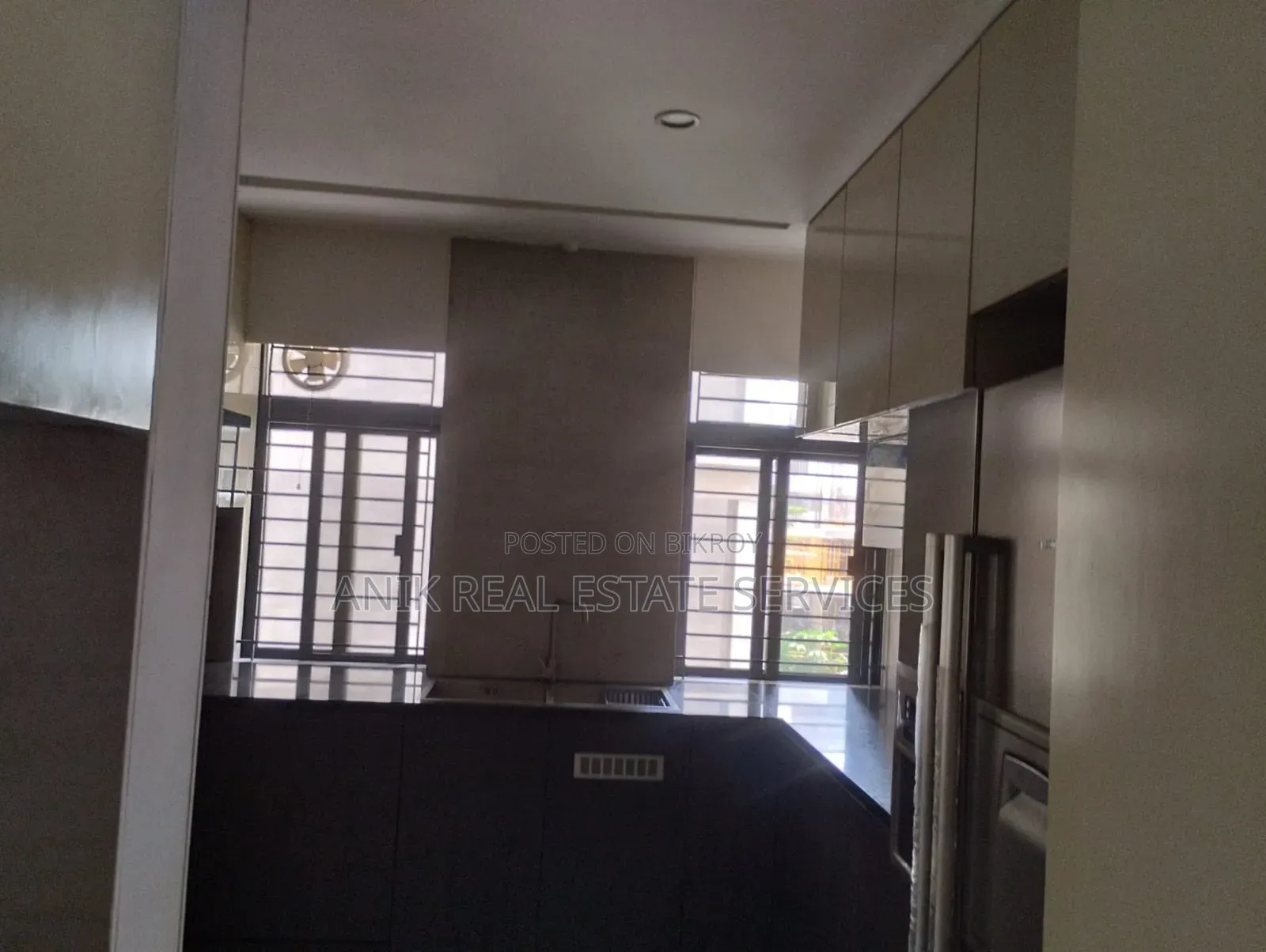 4-bedroom Apartment in Anik Real Estate, Baridhara for Rent in Baridhara