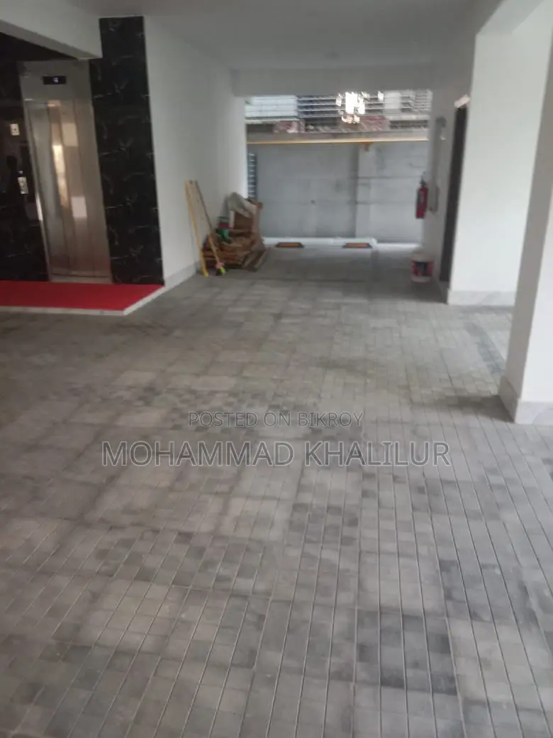 4bdrm Apartment in Shwapnoneer, Mohammadpur for Sale in Mohammadpur