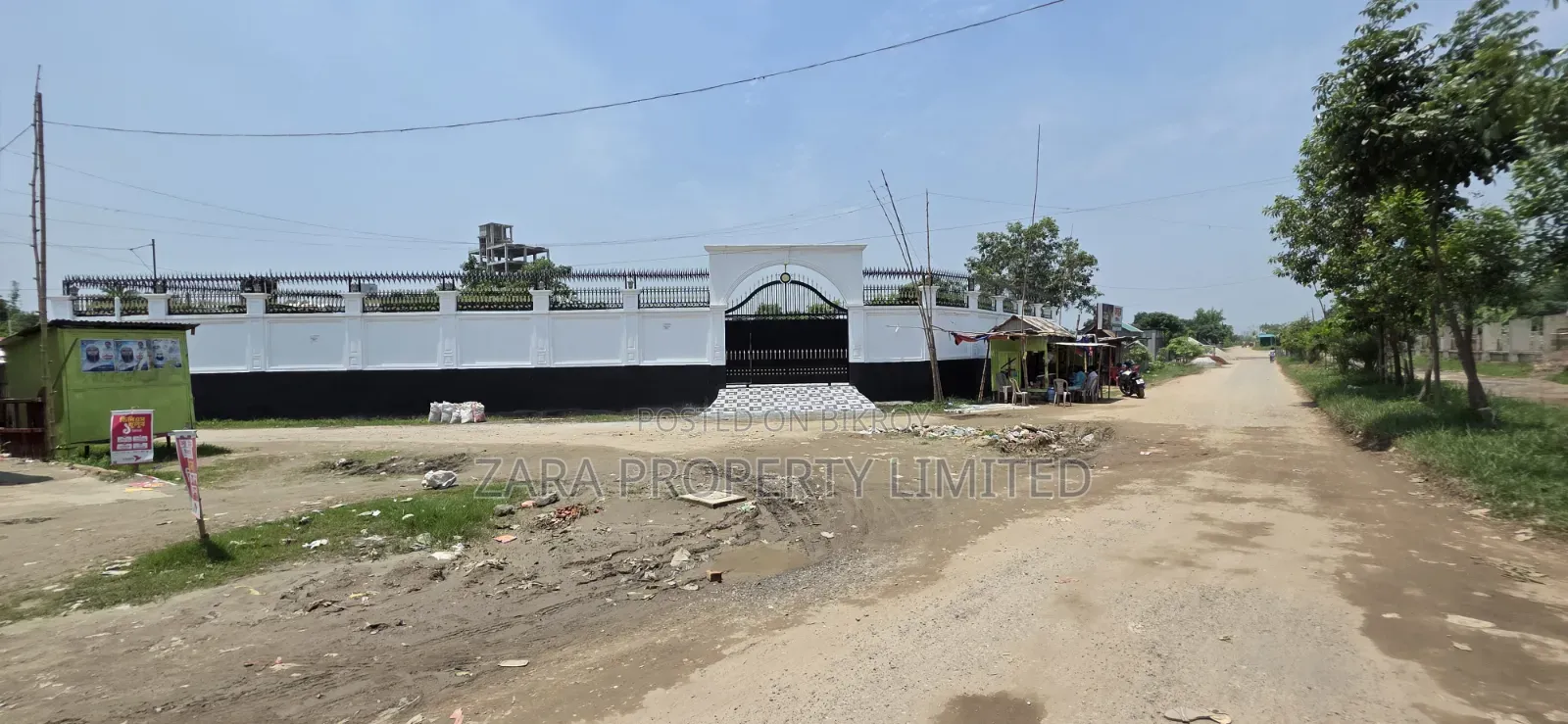 Buy a premium 3 Katha East-North corner plot in Sector 23 at a great price. in Purbachal