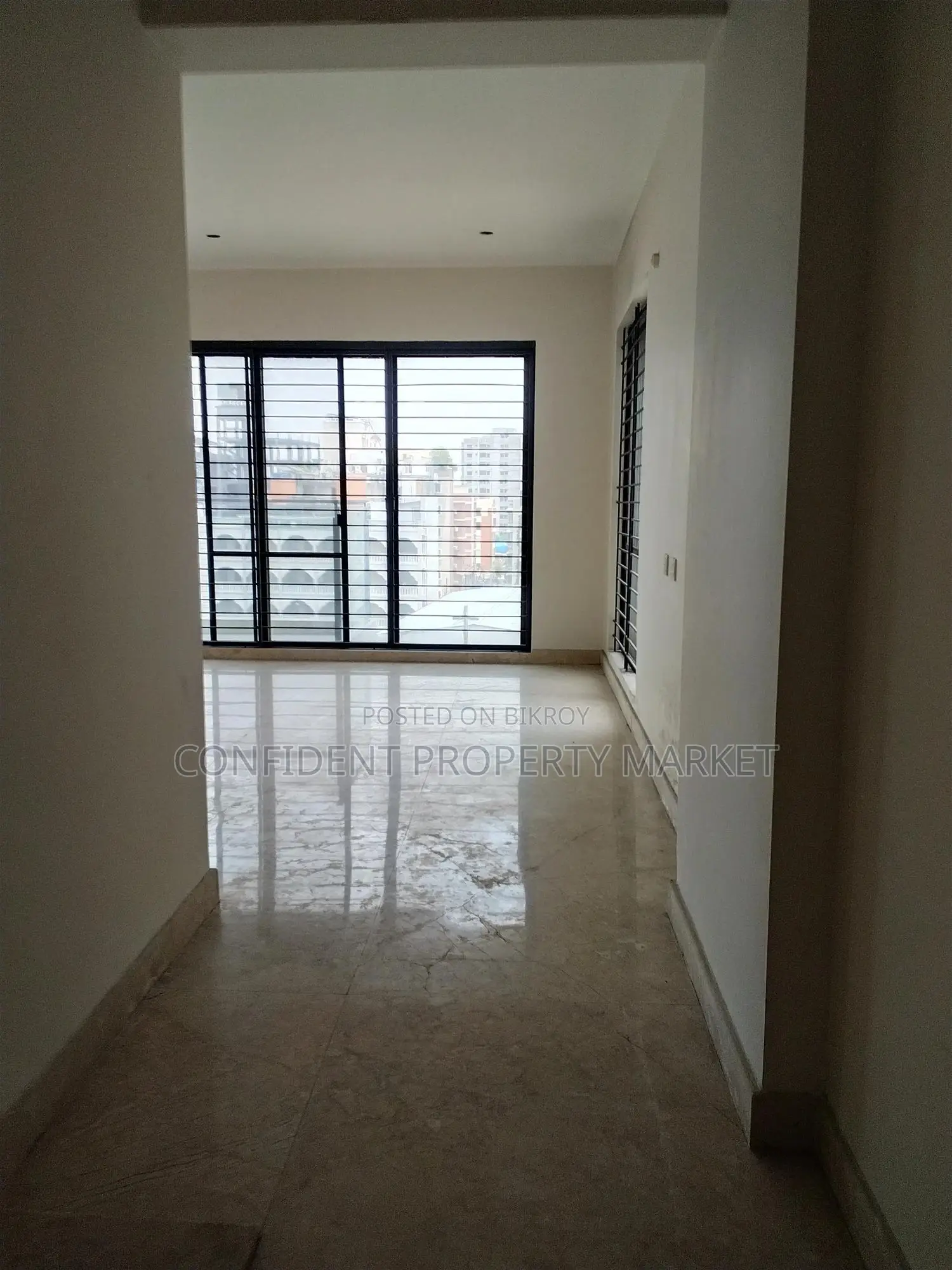 4-bedroom Apartment in Baridhara for Rent in Baridhara