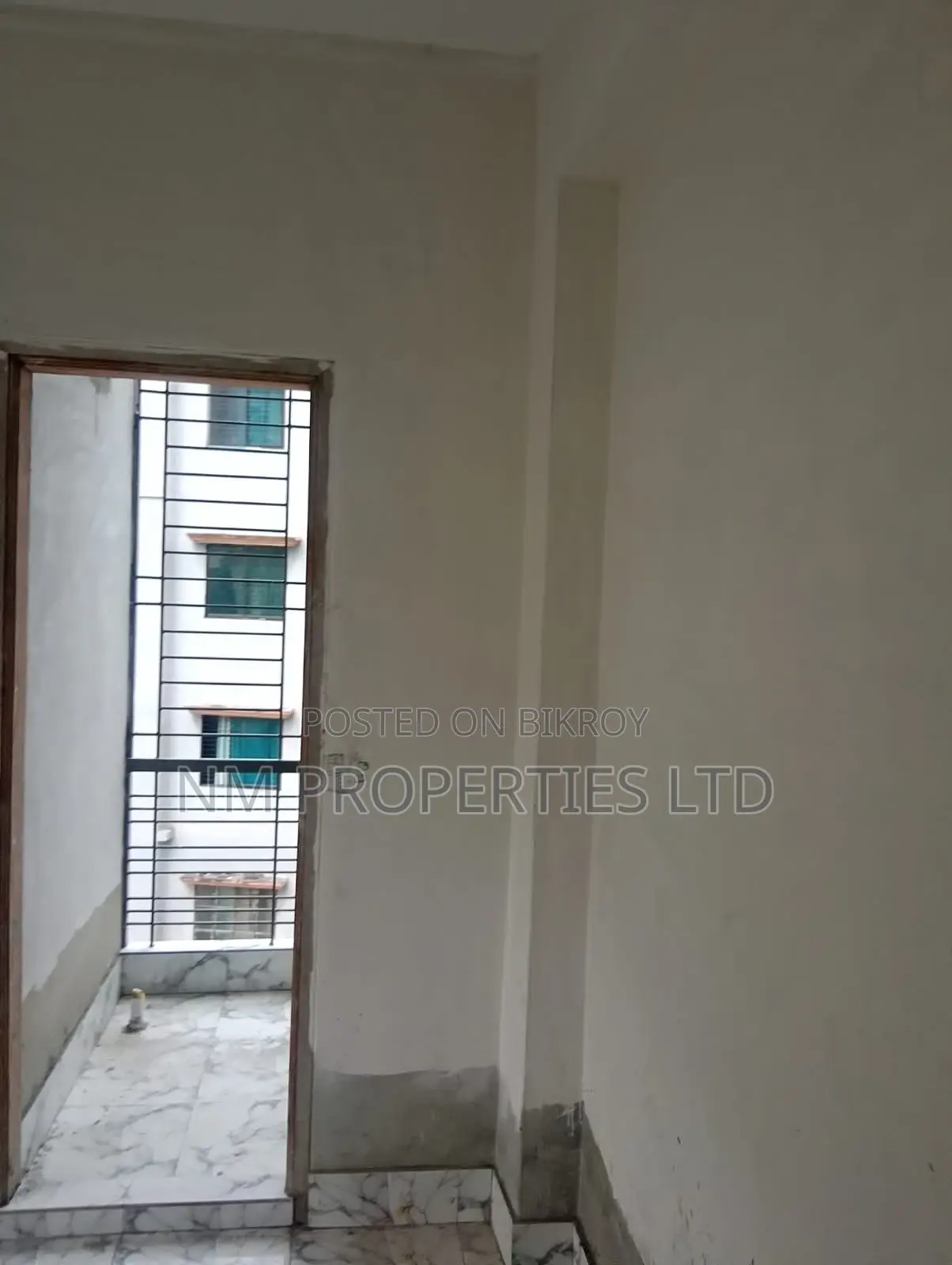 Furnished 3bdrm Apartment in Mirpur for Sale in Mirpur