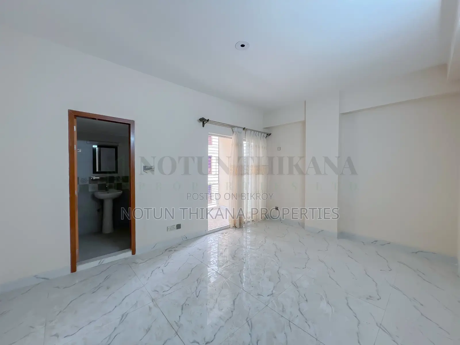 4-Bedroom Apartment in Bashundhara for Rent in Basundhara