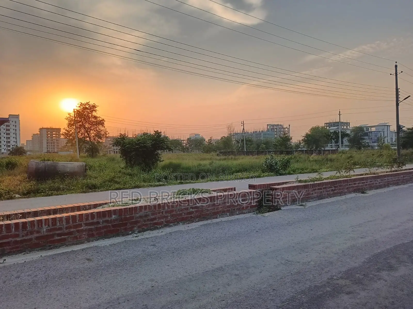 South Facing Plot Sell in N Block Bashundhara in Basundhara