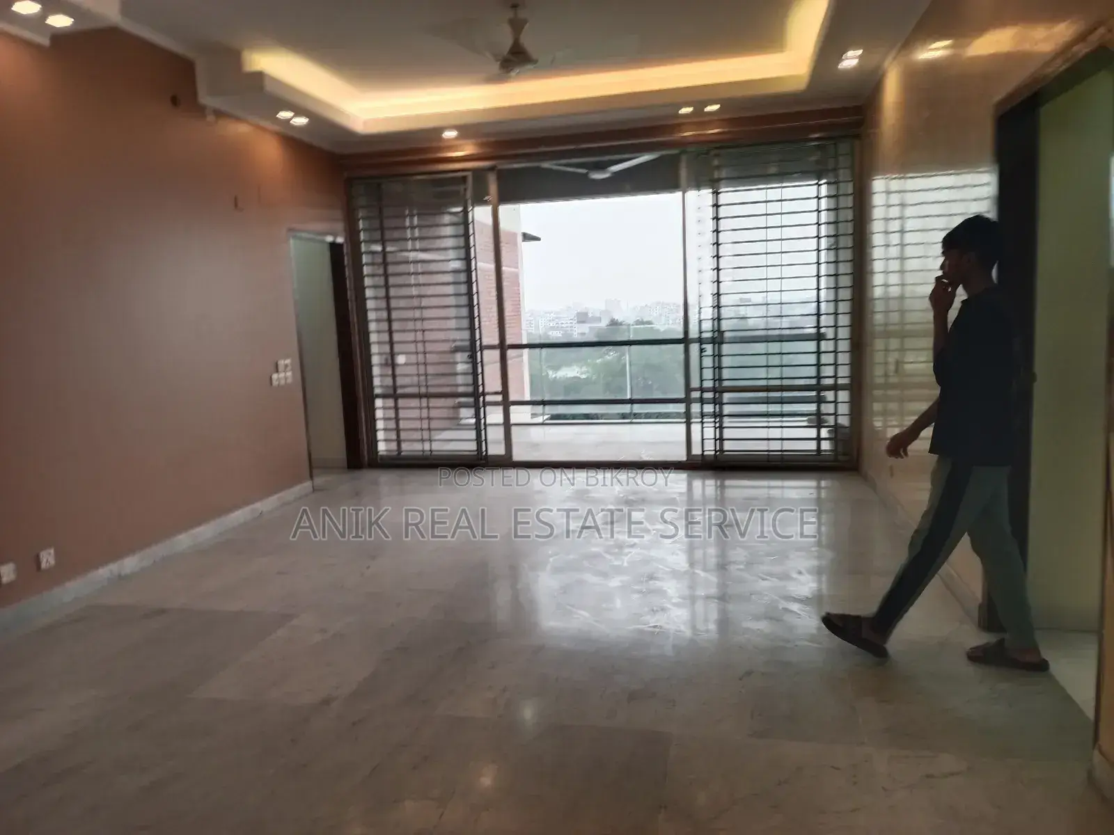 4-bedroom Apartment in Anik Real Estate, Gulshan for Rent in Gulshan