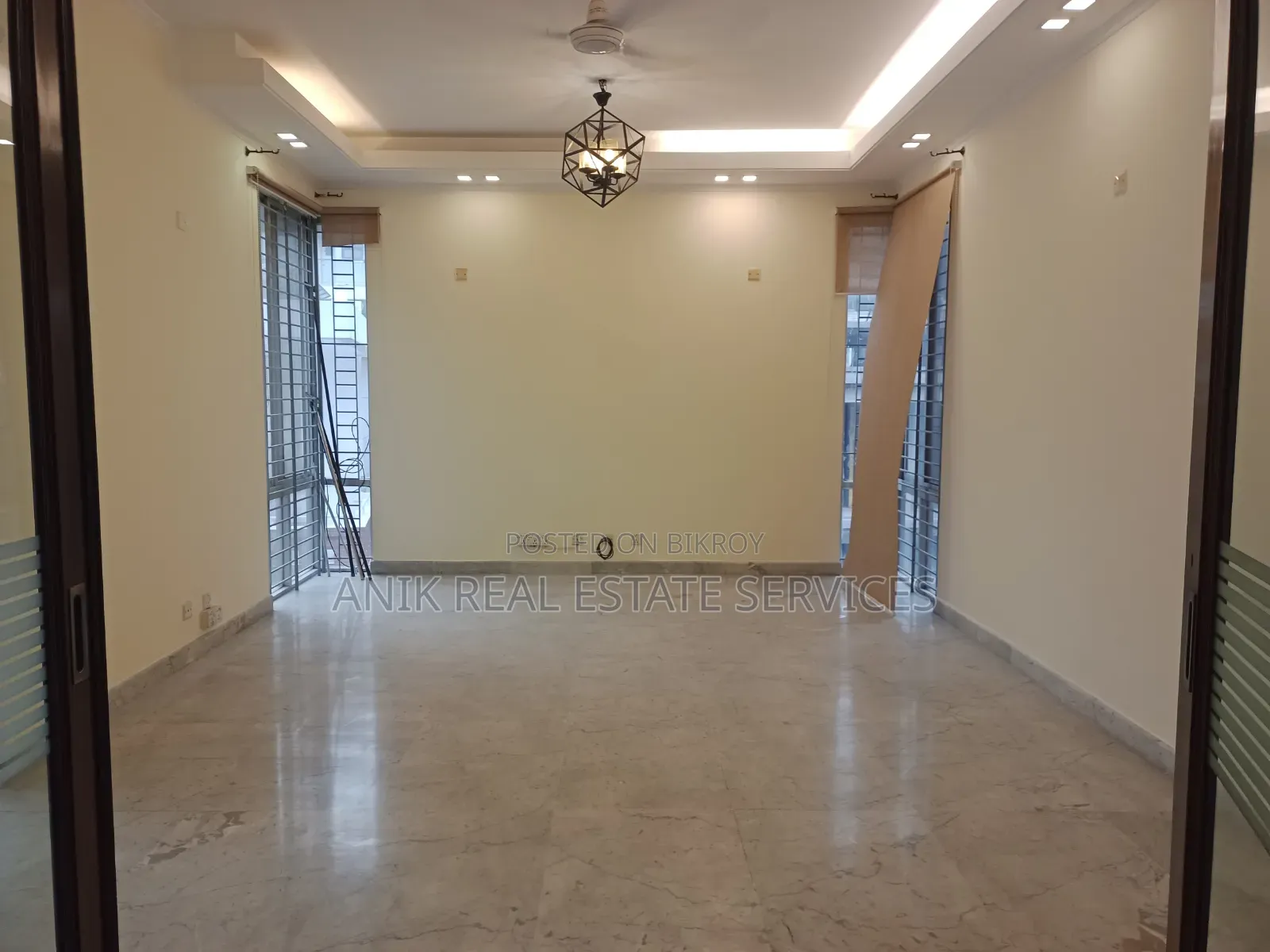 4-bedroom Apartment in Anik Real Estate, Gulshan for Rent in Gulshan