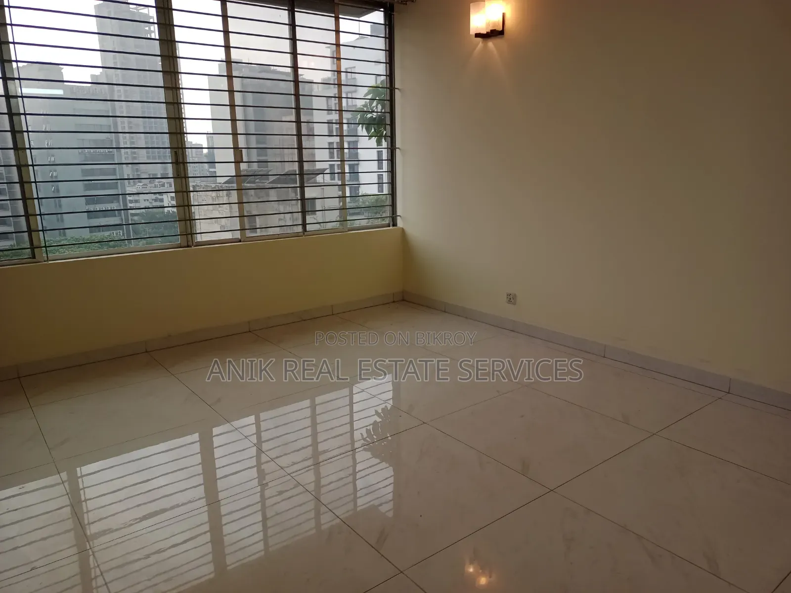 4-bedroom Apartment in Anik Real Estate, Gulshan for Rent in Gulshan