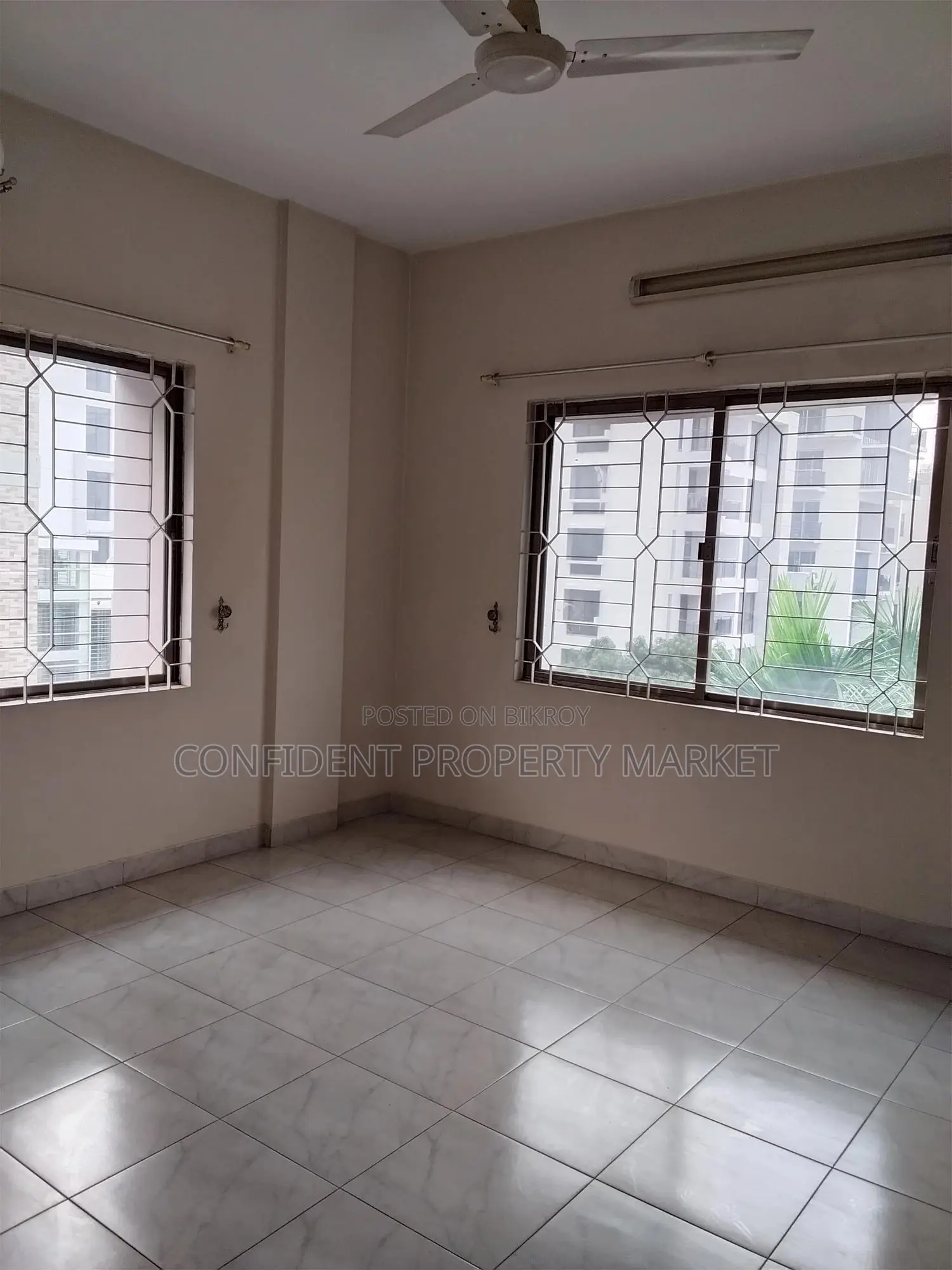 4bdrm Apartment in Baridhara for Sale in Baridhara