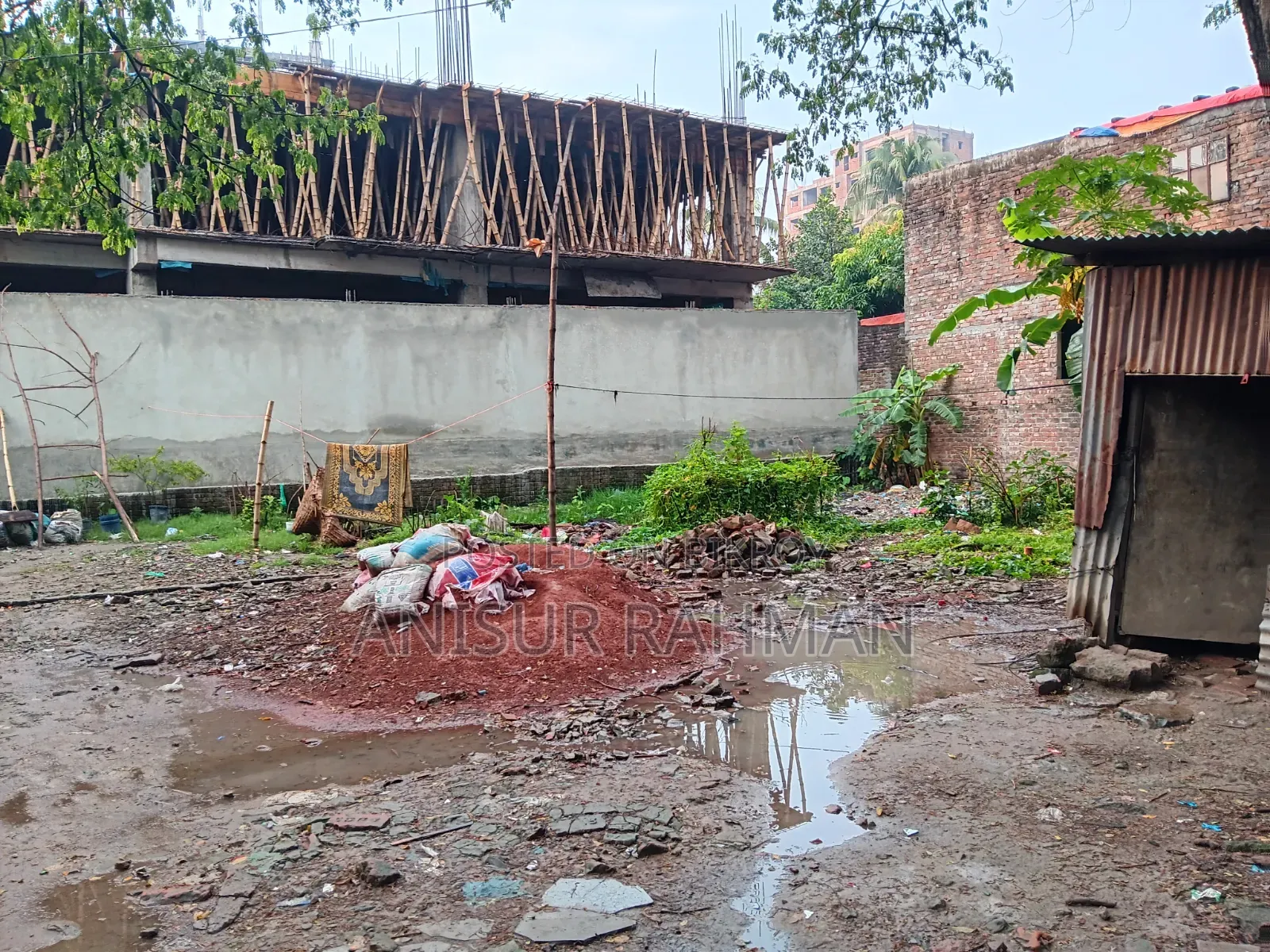 Land for Sale in Banasree