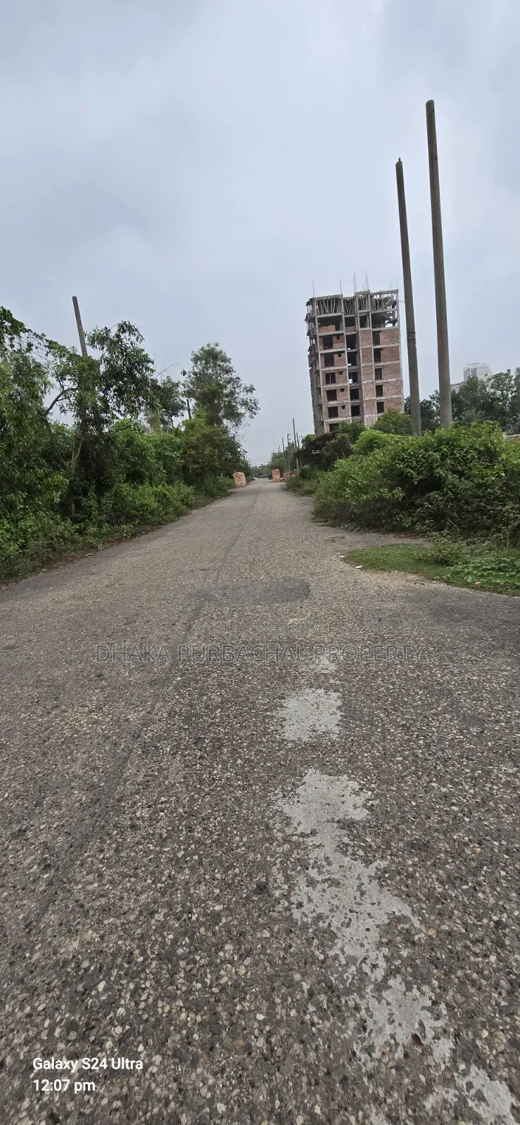 East-facing plot for sale on 60-foot road, Uttara Block K in Uttara