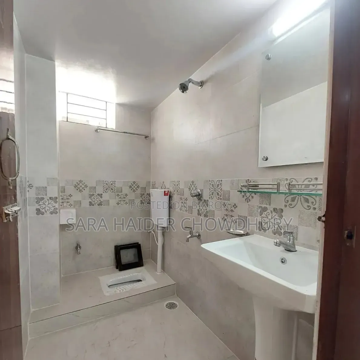 4-bedroom Apartment in Hazaribagh for Sale in Hazaribagh