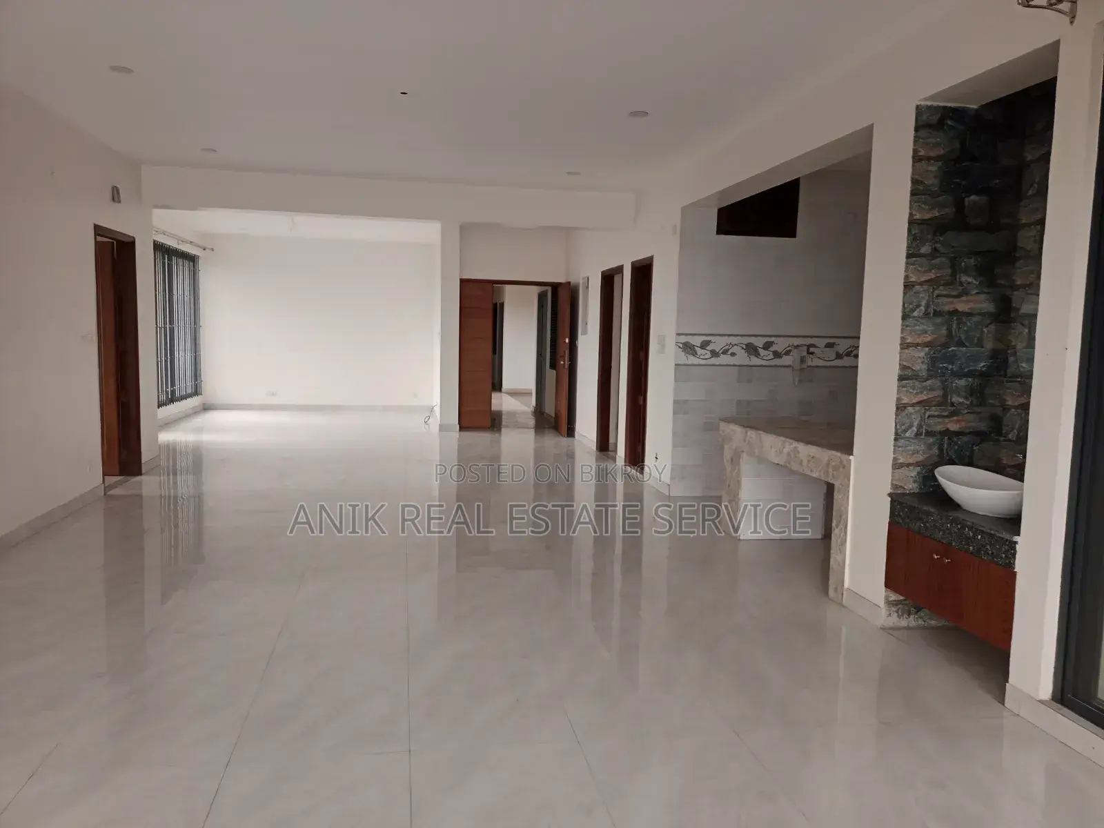 4-bedroom Apartment in Anik Real Estate, Gulshan for Rent in Gulshan