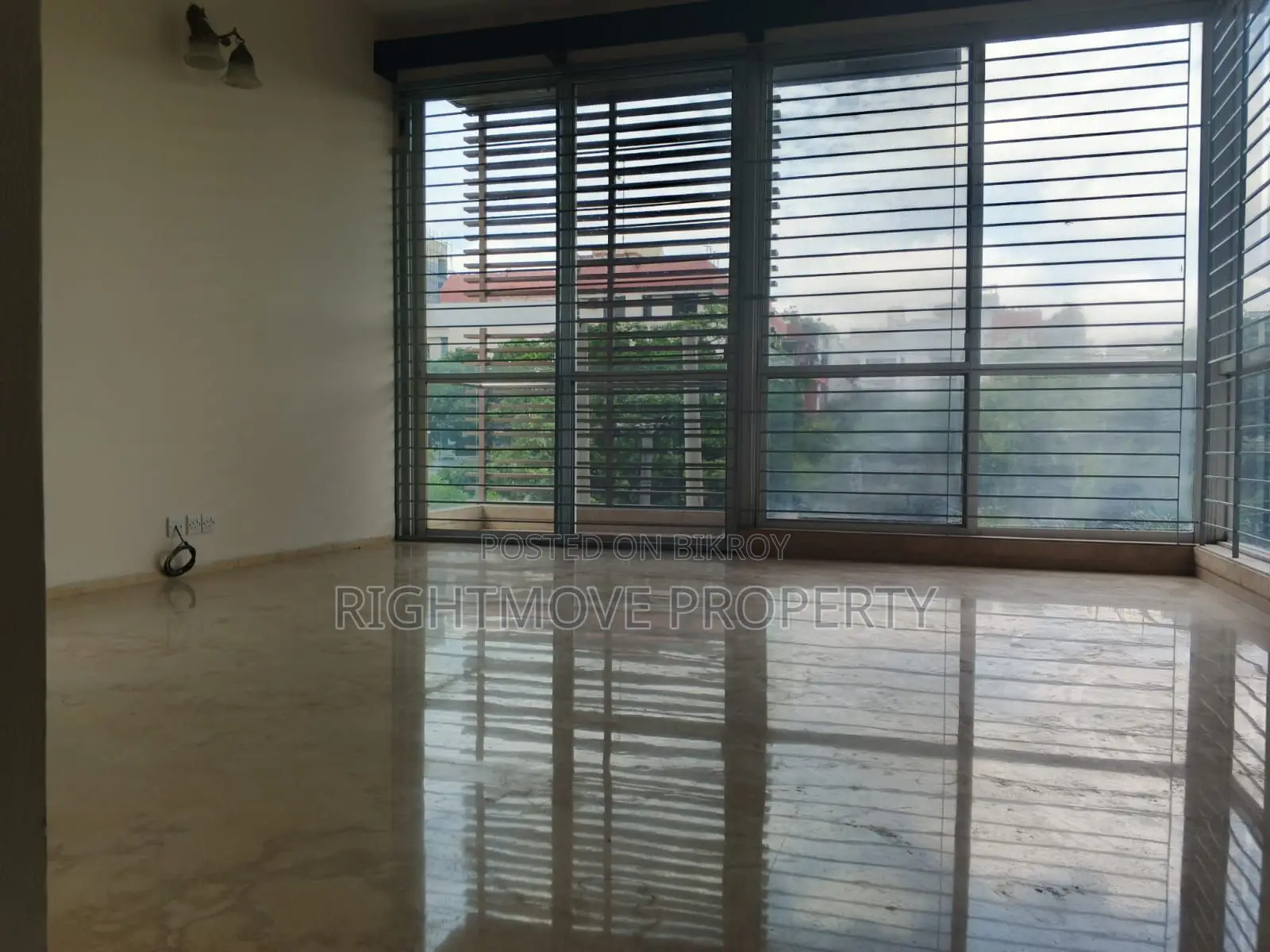 4-bedroom Apartment in Banani for Sale in Banani