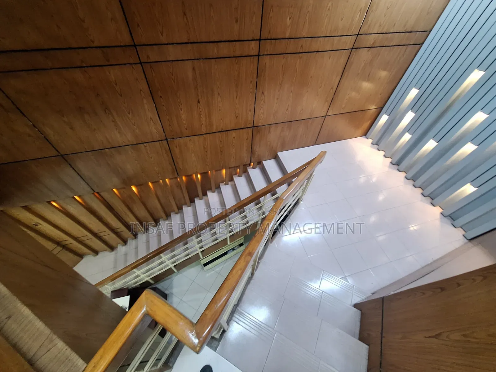 3200 sqft Duplex Office for Rent in Baridhara Diplomatic Zone, Nice View in Baridhara