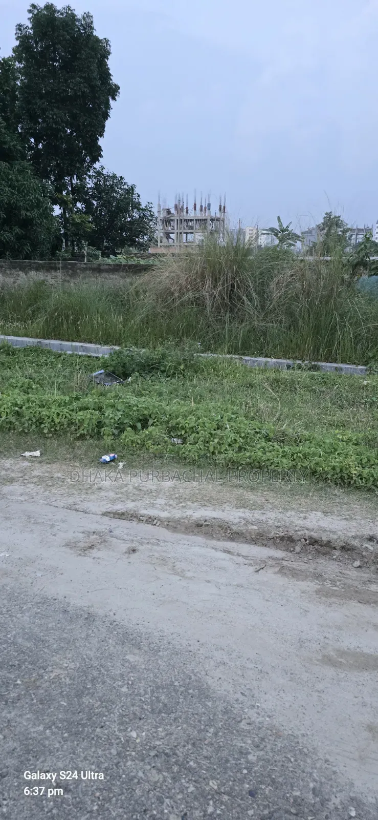 Uttara 3rd Phase Sector- 17/I, 60' Wide Road Plot for Sale in Uttara